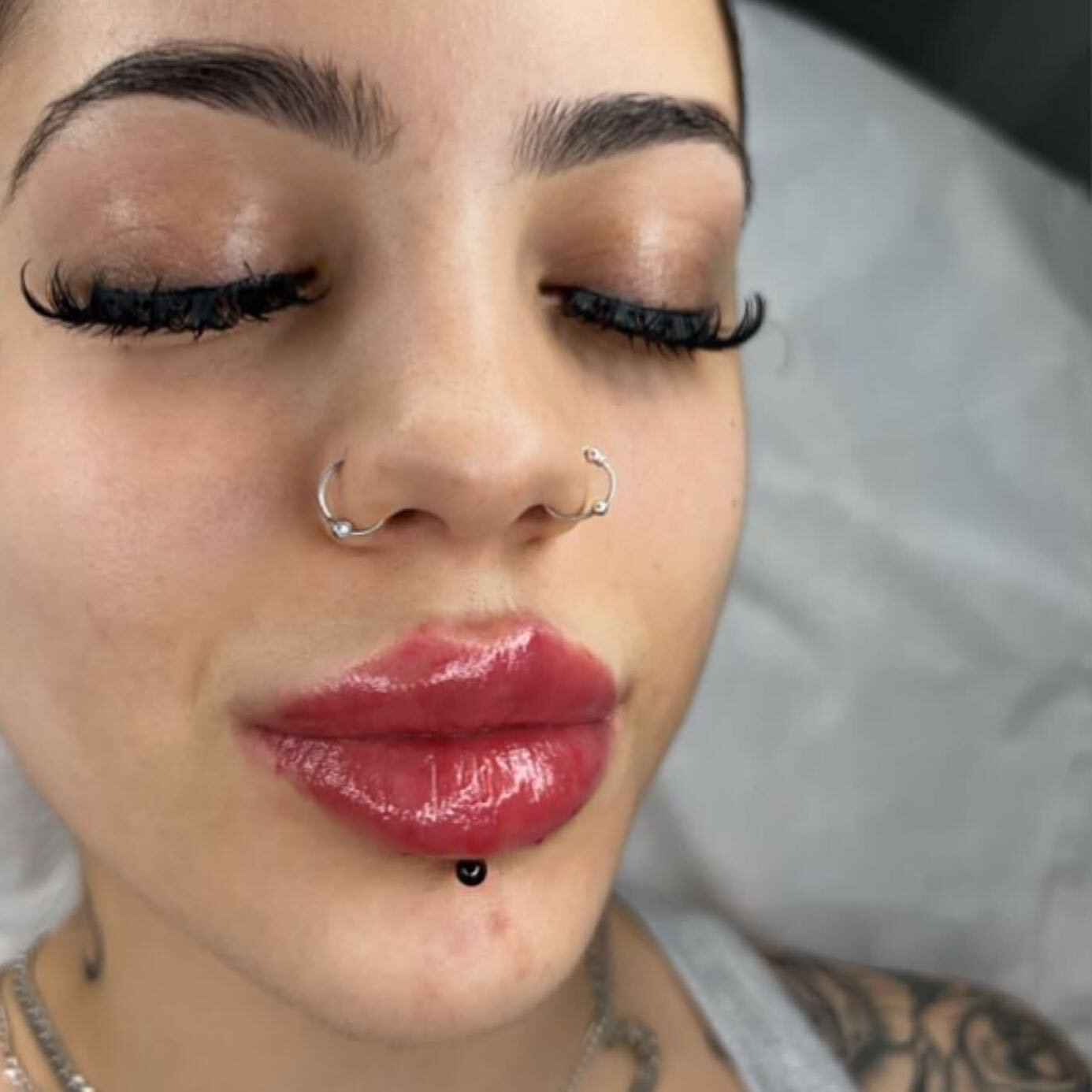 The perfect Sunday? Waking up to new Russian lips 😍

💞 Lip Fillers Can Make You 👇🏽 

𝐦𝐨𝐫𝐞 𝐜𝐨𝐧𝐟𝐢𝐝𝐞𝐧𝐭 
𝐥𝐞𝐬𝐬 𝐬𝐞𝐥𝐟 𝐜𝐨𝐧𝐬𝐜𝐢𝐨𝐮𝐬 
𝐧𝐨𝐭 𝐰𝐚𝐧𝐭 𝐭𝐨 𝐮𝐬𝐞 𝐚𝐬 𝐦𝐮𝐜𝐡 𝐦𝐚𝐤𝐞𝐮𝐩 
𝐟𝐞𝐞𝐥 𝐦𝐨𝐫𝐞 𝐧𝐚𝐭𝐮𝐫𝐚𝐥𝐥𝐲 ?