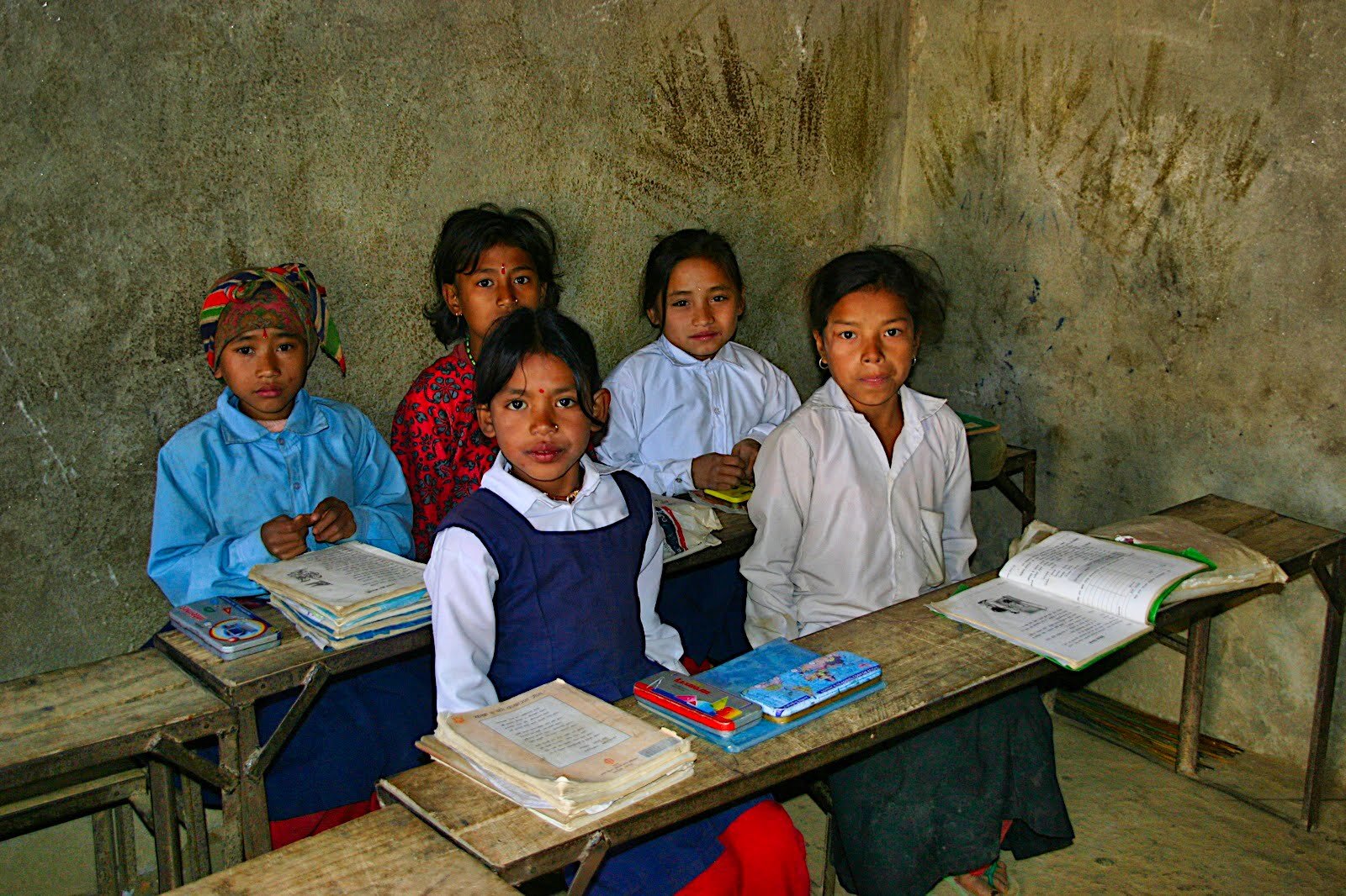 Nepal.2009.primary.school.girls.jpg