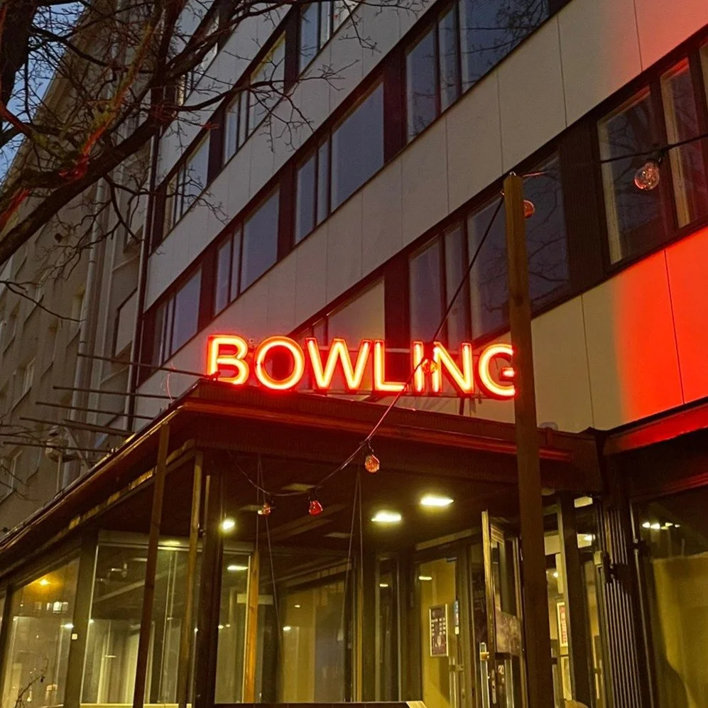 Tukiparit olivat eilen viett&auml;m&auml;ss&auml; sateista syysiltaa yhteisen keilausillan merkeiss&auml;. Hauskaa oli ja on aina niin kivaa p&auml;&auml;st&auml; kokoontumaan porukalla - kiitos j&auml;rjest&auml;misest&auml; @omanelamanisupertahti !