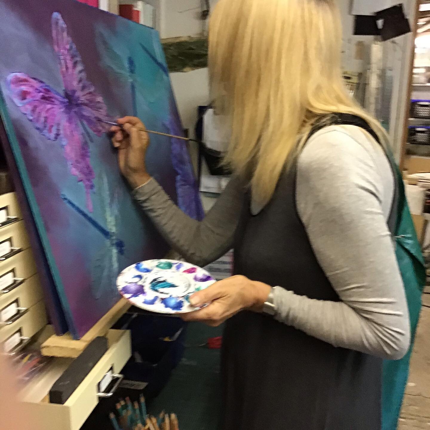 Today, painting in my studio/happy place.
 #DecorativeArts #DecorativePanels #RaisedGesso #ArtPanel #Interiordesign #Interiorart #Customartanddesign  #Artanddesign #historicdecorativearts #design #artanddesign #butterflyart #dragonflyart #wingedbeaut