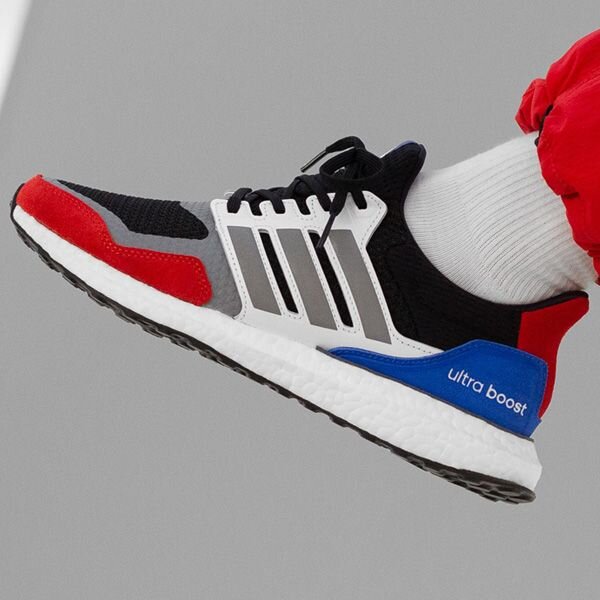 cometer Sedante intercambiar The "USA" adidas Ultra Boost Suede and Leather On Sale For $78.75! — Kicks  Under Cost