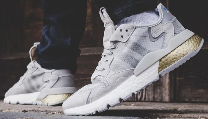 nite jogger white on feet