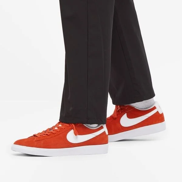 nike blazer low orange
