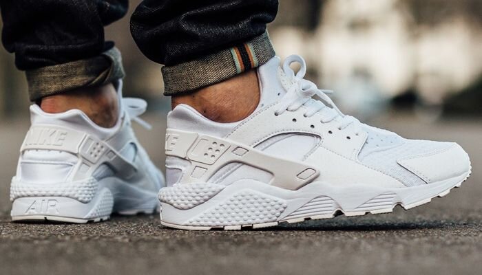 Oefening doen alsof Zonder The "White/Pure Platinum" Nike Huarache Is On Sale 25% Off! — Kicks Under  Cost
