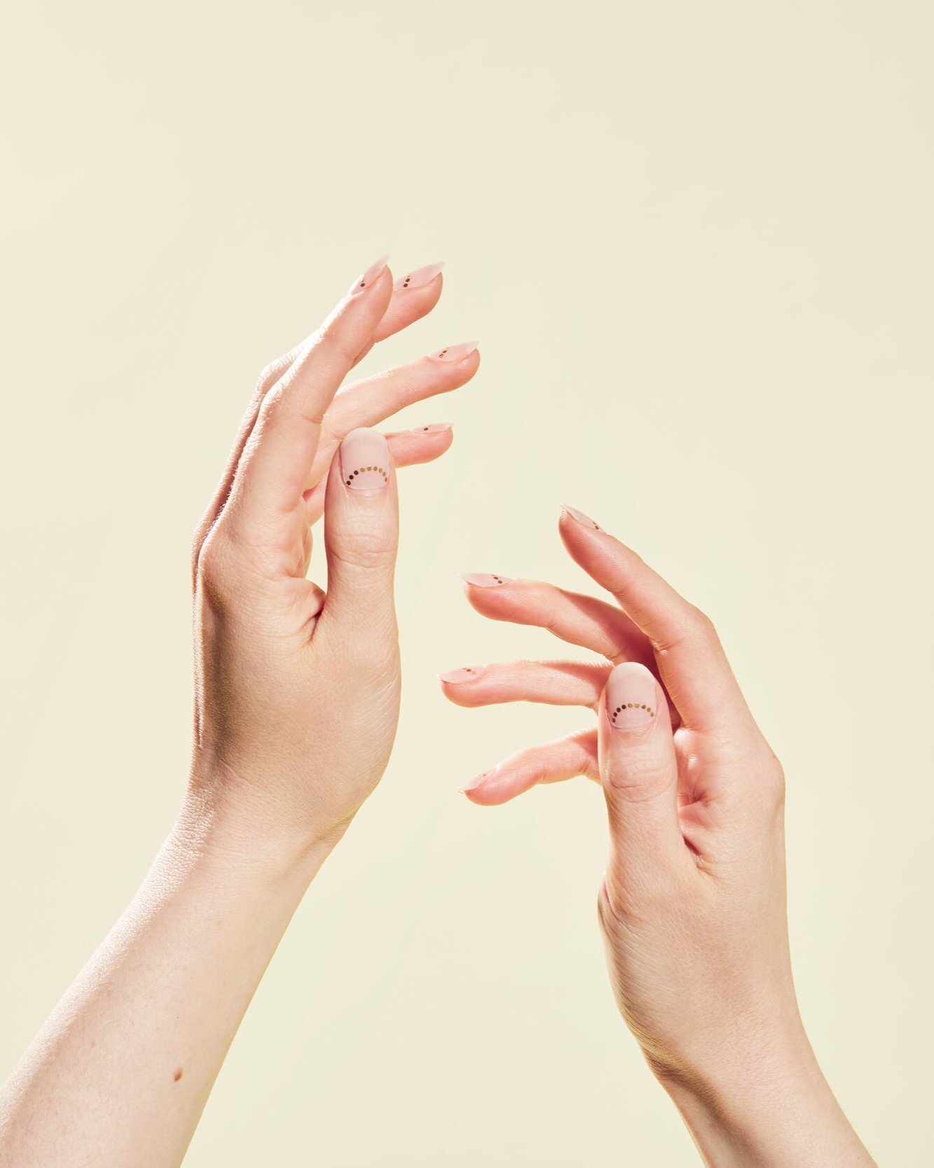 LUNA_HAND+1.jpeg