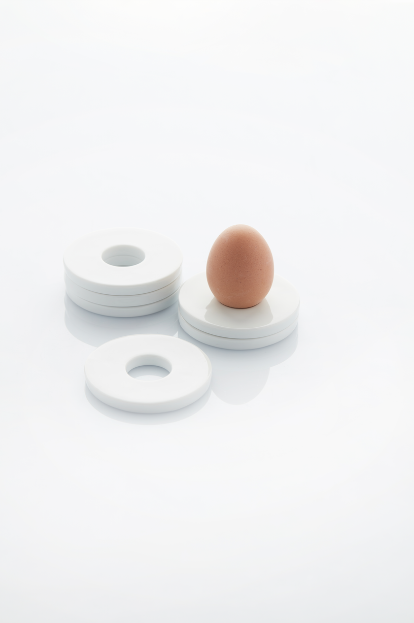 egg cup_LindeHermans.png