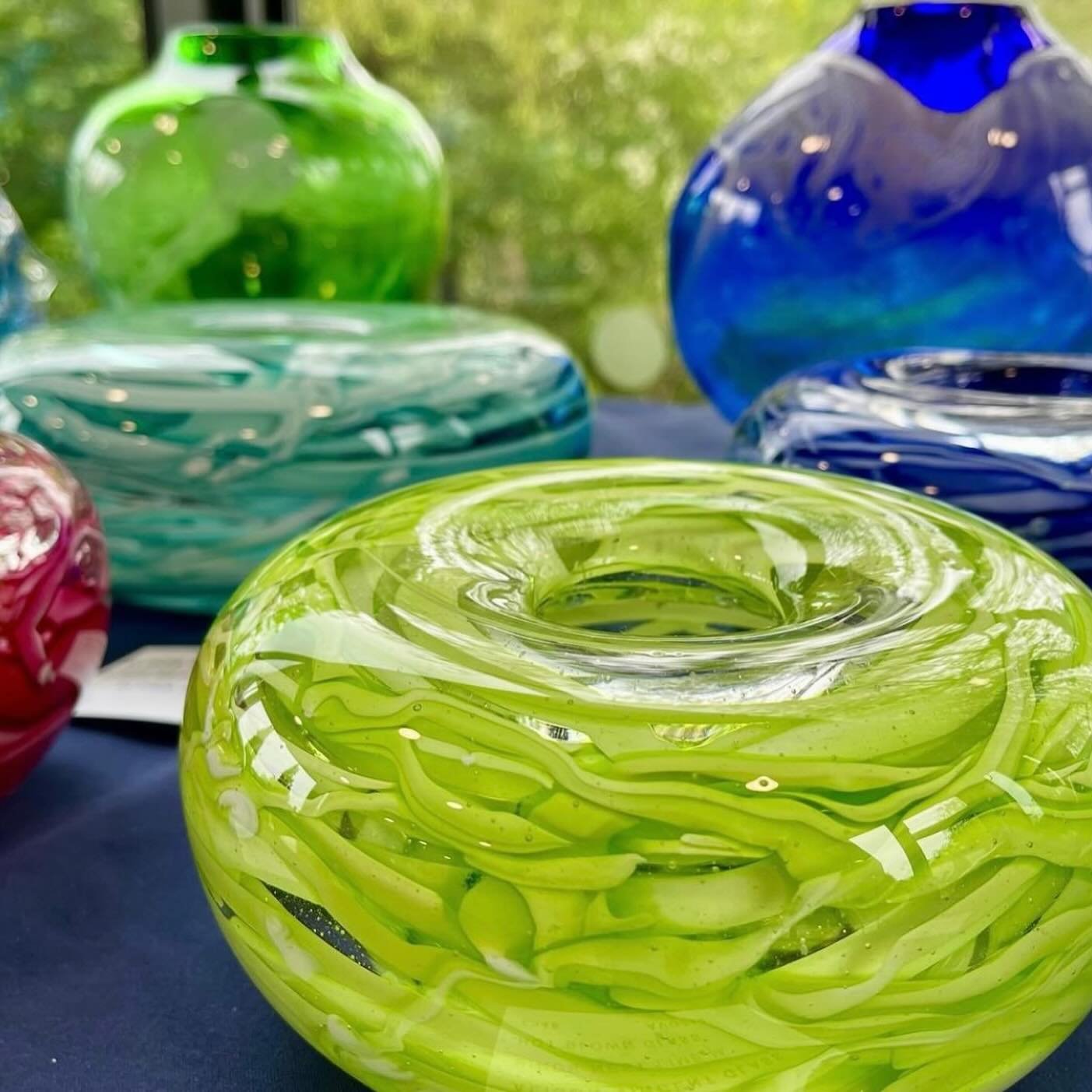 Last day - open until 4pm. @riverandrowingmuseum Henley - venue 5 in the @henleyartstrail - to see my glass and stunning work of 8 other talented artists across various media. 

My Glass Art Inspired by Wilderness will be at Venue 5 River &amp; Rowin