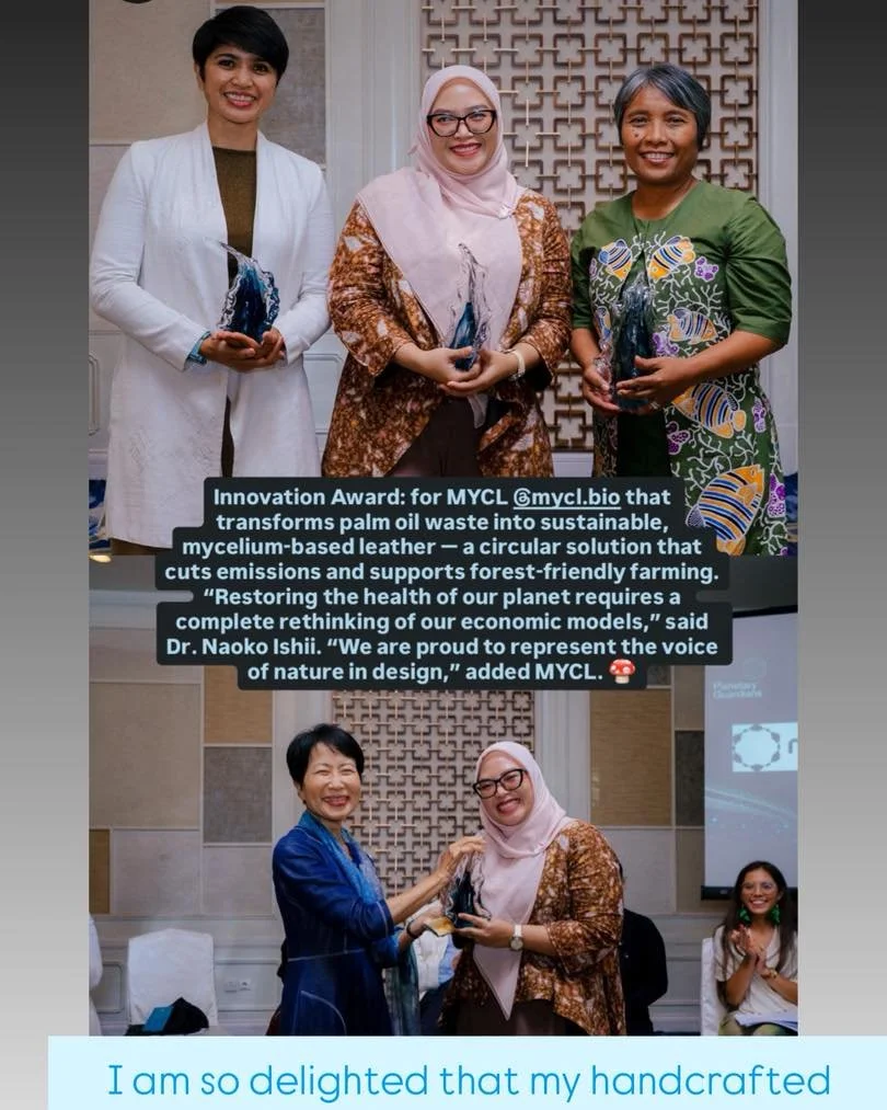 Super proud that my glass Dancing Waves were chosen by Virgin Unite for the Planetary Guardians Awards this week in Jakarta Indonesia.  Congratulations to all the 5 award winners for tremendous work for such an important cause close to my heart! 👏👏