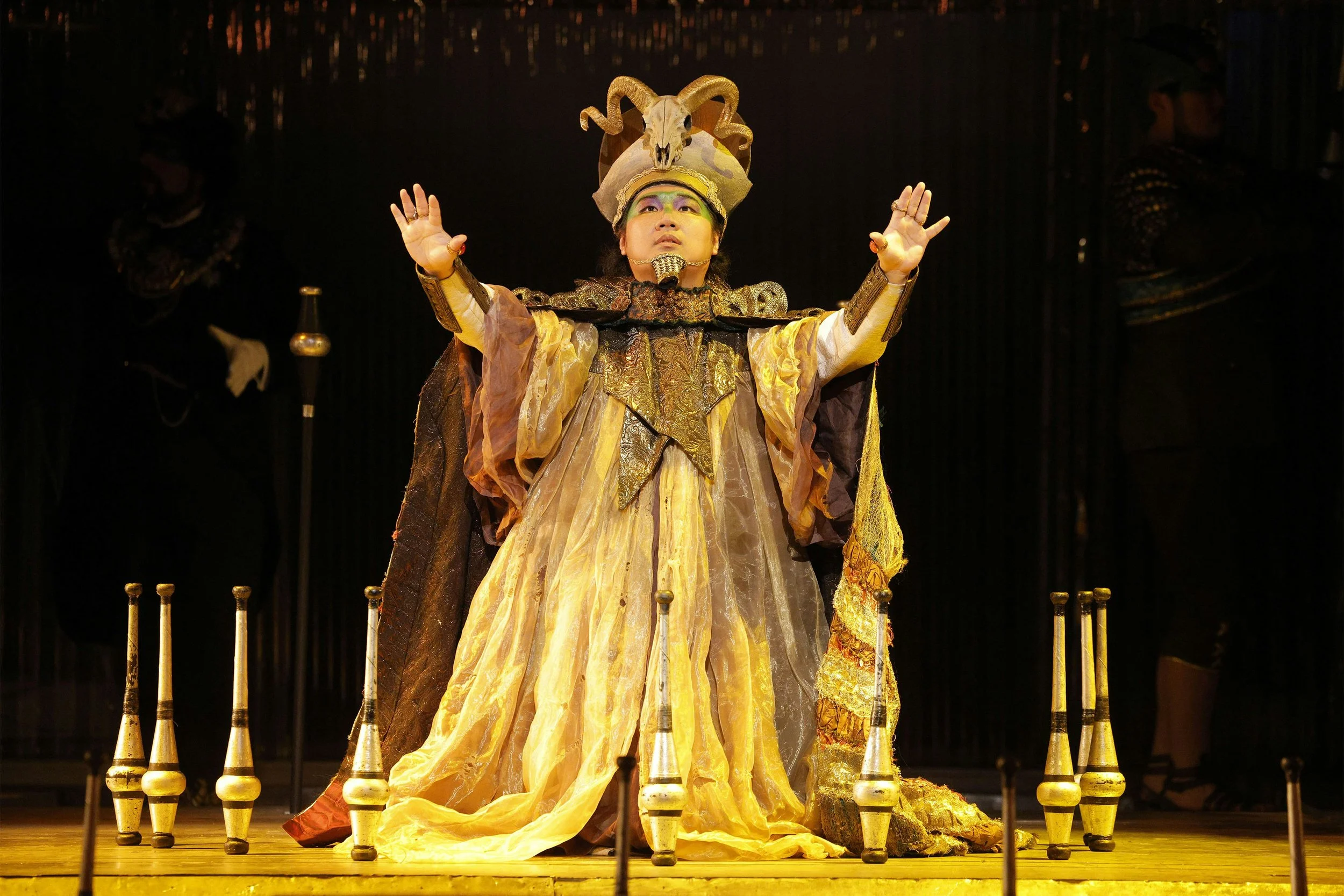 akhnaten_2026_la_opera_photo_by_cory_weaver_c0a8492_pr.jpg