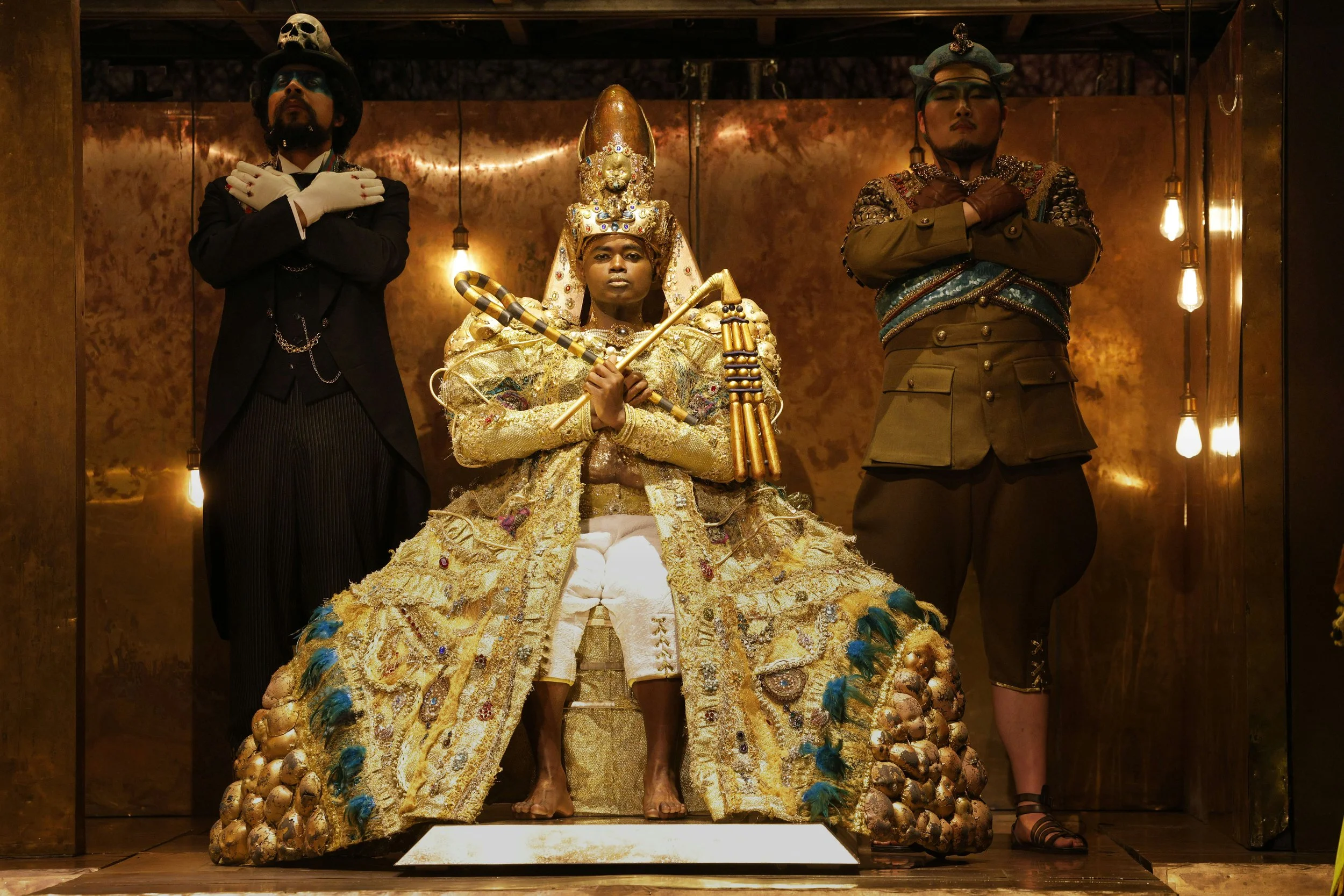 akhnaten_2026_la_opera_photo_by_cory_weaver_o2a5380_pr (1).jpg