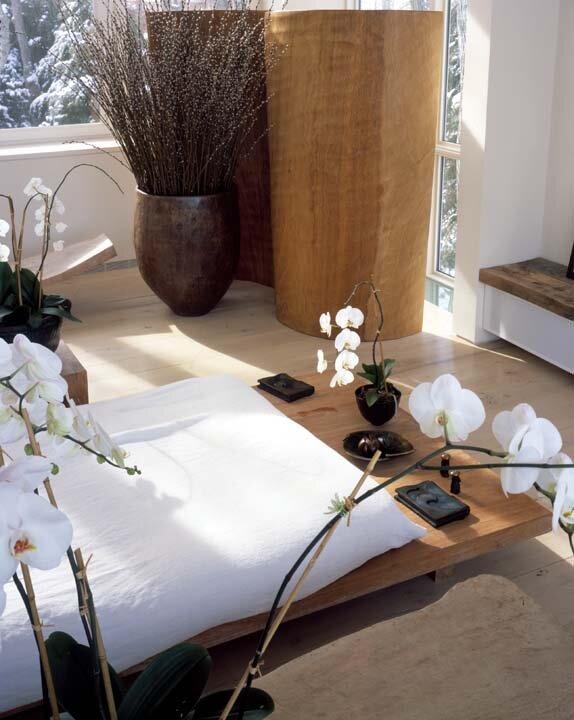  Donna Karan Spa House - Master Bedroom 