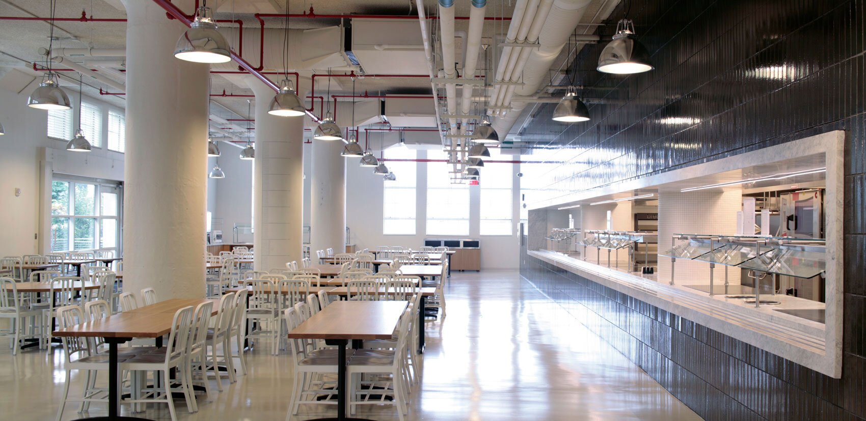  Avenues: The World School - Canteen 