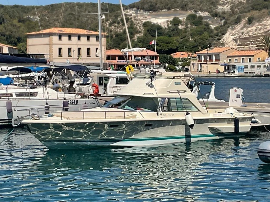Colombo 31 Fisherman