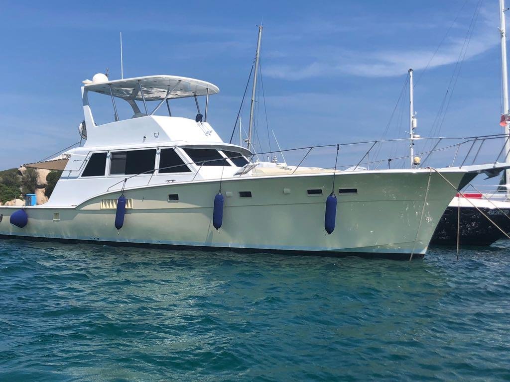 Hatteras 53