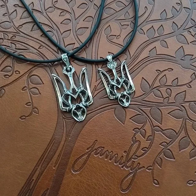 Vyshyvanka Day is nearly here!  Hurry up and complete your look with our spectacular Tridents at 10% off.  Enter VISHIVANKA code in 'Tridents' category. Offer valid until May 21,2019. #mytotem #trident  #ukrainianculture #vishivanka_day #ukrainiansin