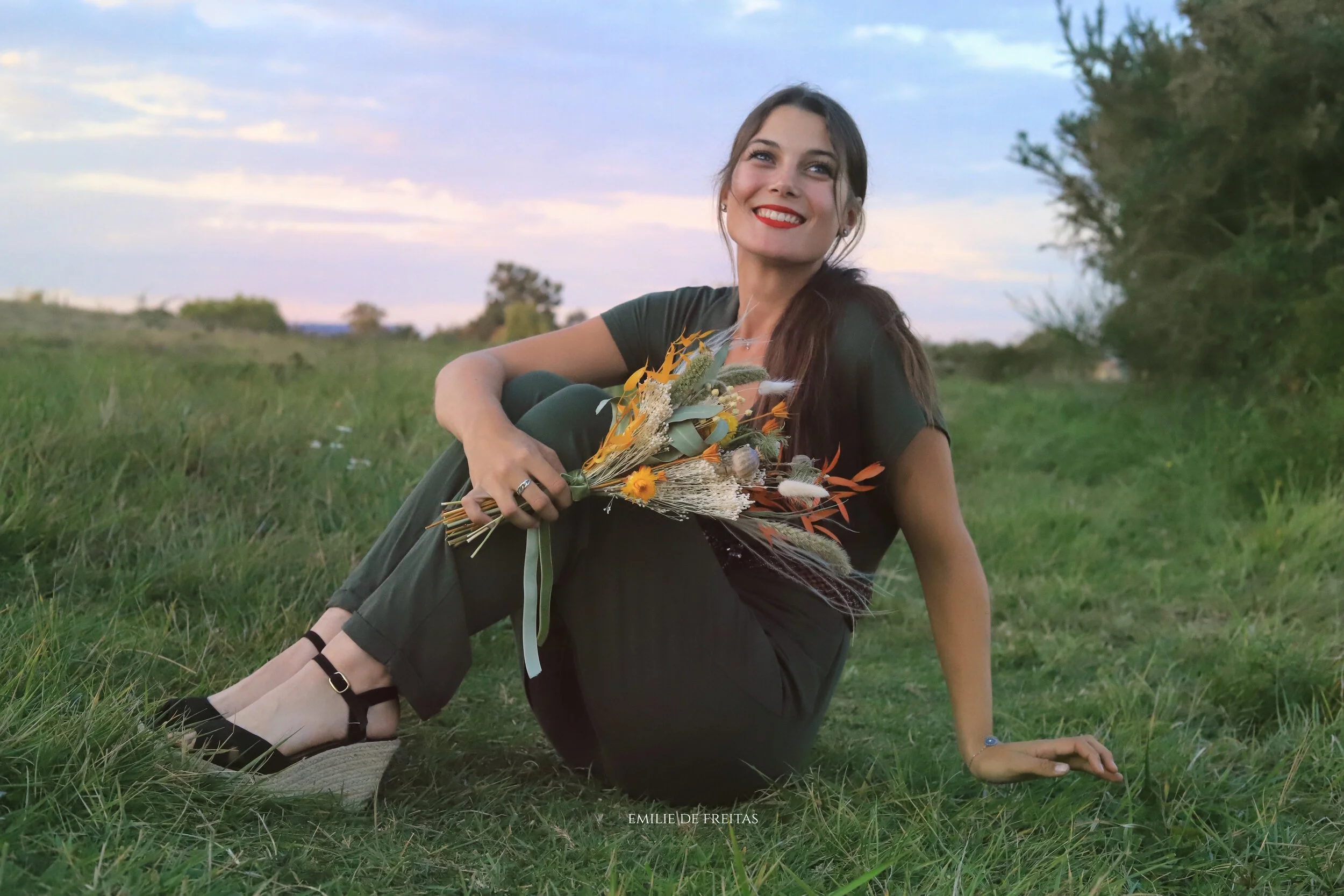 Lou, pour mon book personnel, avec une création La Baraque à Fleurs.