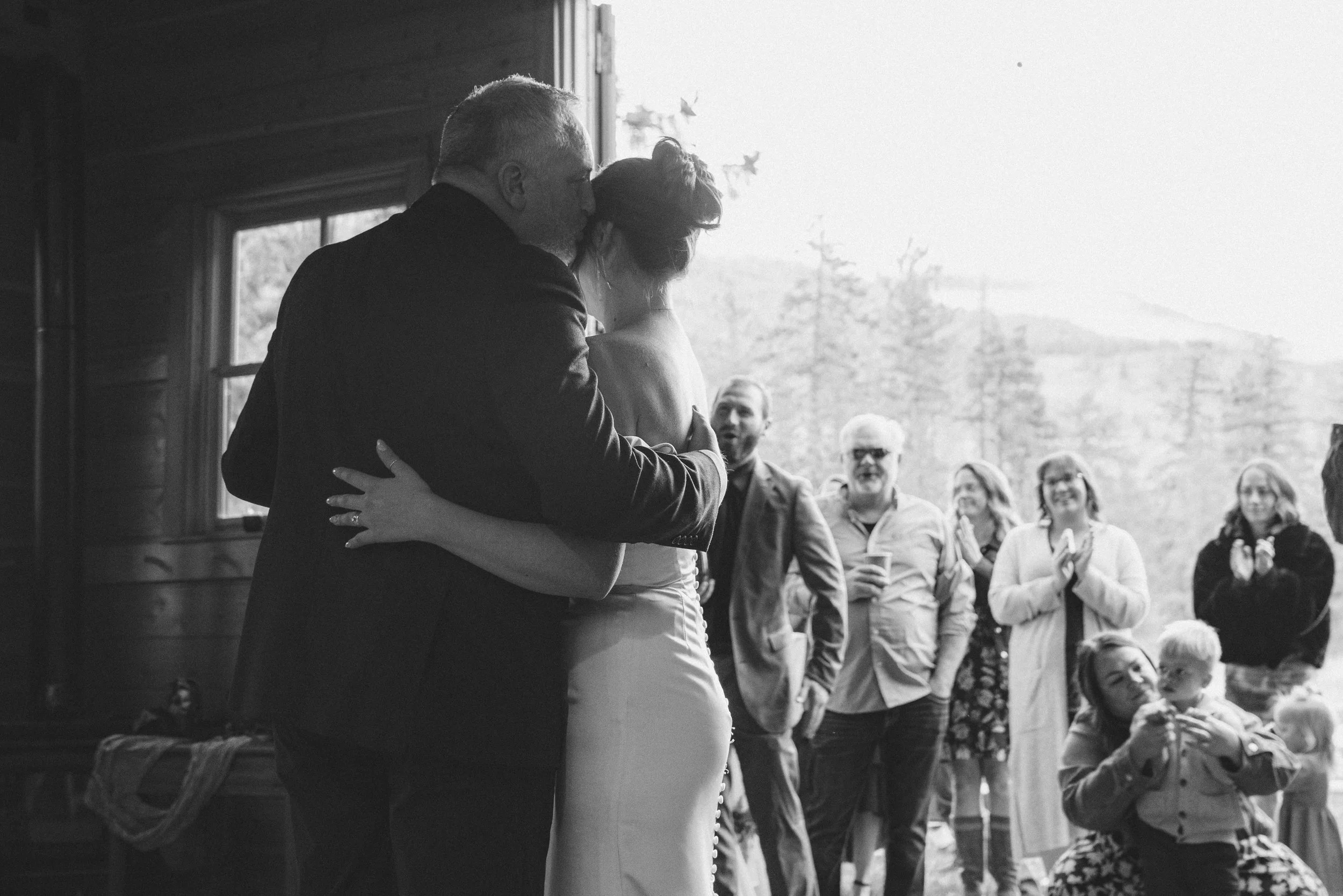 Ayvree + Derek (PreviewBW)_-11.JPG