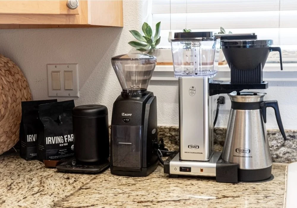 Are Electric Coffee Grinders Worth it in 2023? (Tips From Baristas)