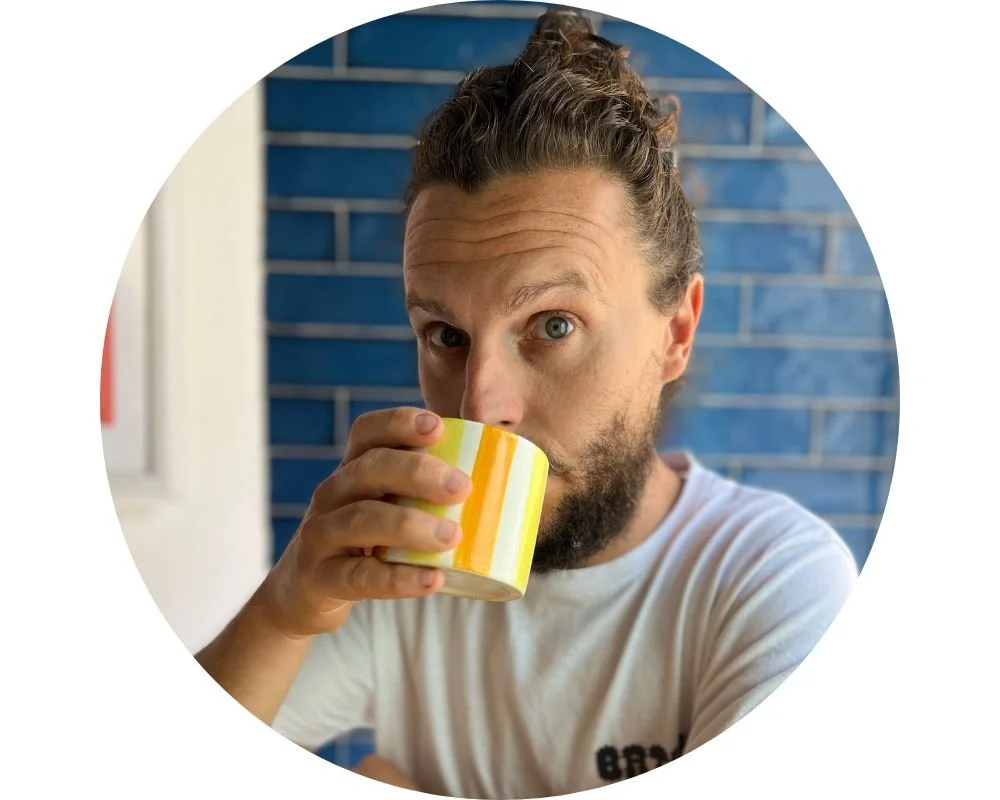 Tom Saxon Coffee Cup Expert