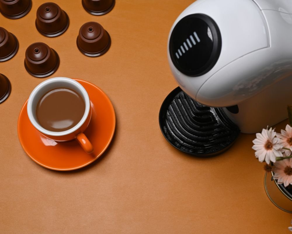 6 Best Coffee Machines Under £200 (Plus 1 To Avoid) 2023