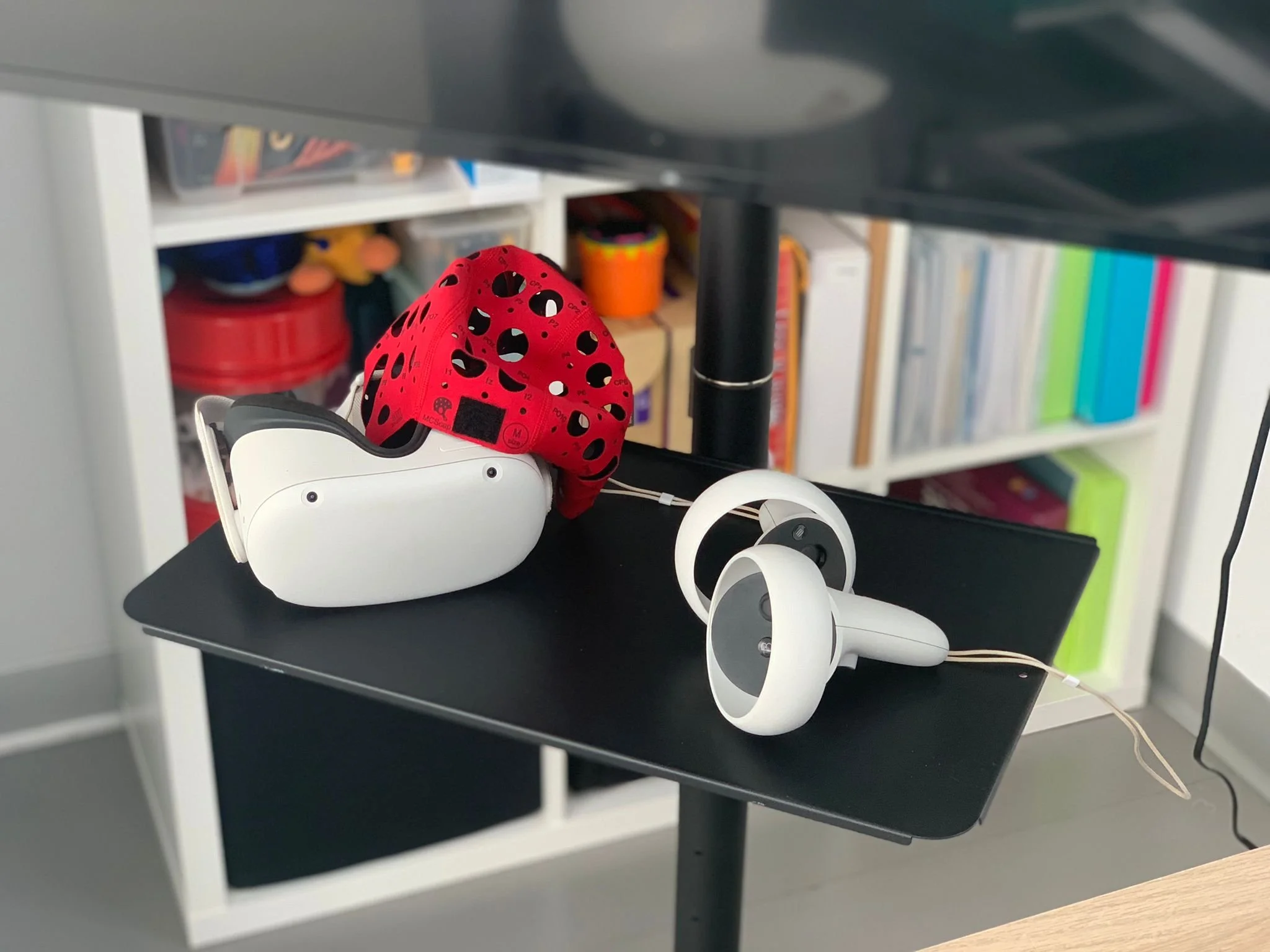 ESTIMULACIÓN TRANSCRANEAL POR CORRIENTE DIRECTA Y REALIDAD VIRTUAL TRAS UN ACCIDENTE CEREBROVASCULAR