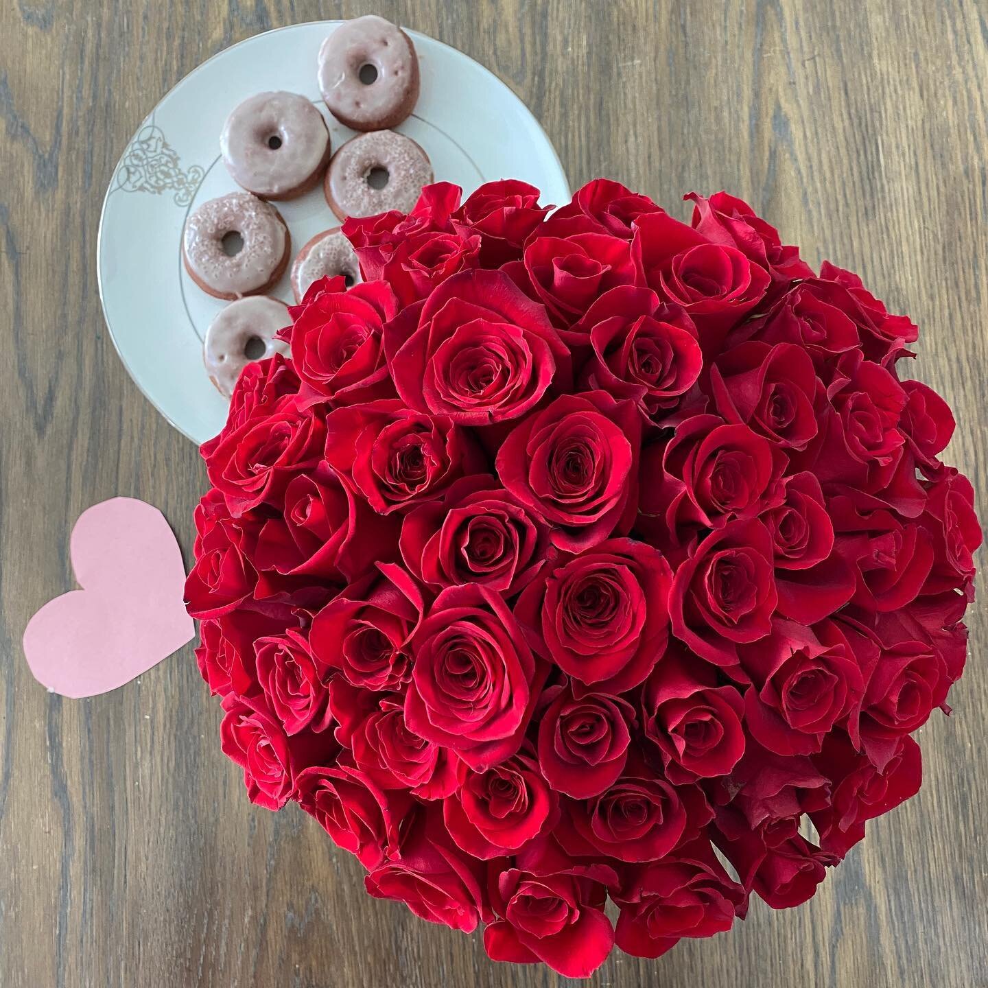 💘Happy Valentine&rsquo;s Day. These donuts were gone by noon. My love for them lives on. I&rsquo;m hoping they&rsquo;ll call. But I know they won&rsquo;t. It&rsquo;s best if I just pretend it never happened. (Recipe by @flippindelish )