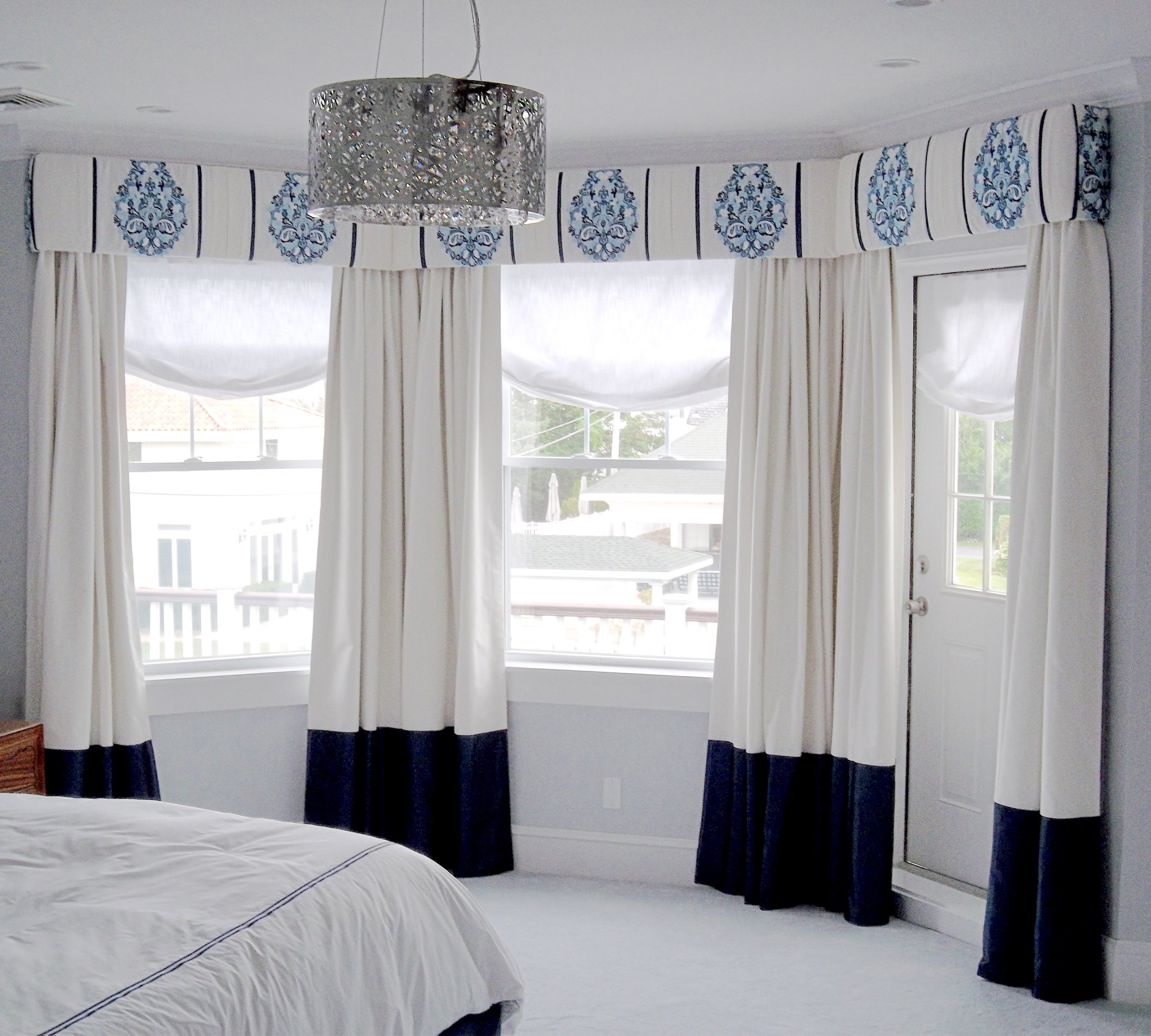  Curtains and Upholstered Valance  