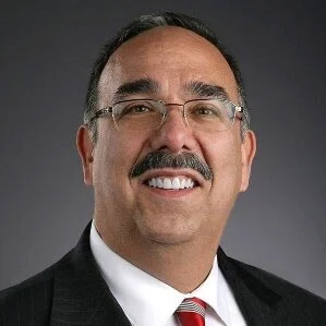 Alumnus Mark Urrutia (‘82) to Receive Blue T Award From UToledo at Homecoming Gala