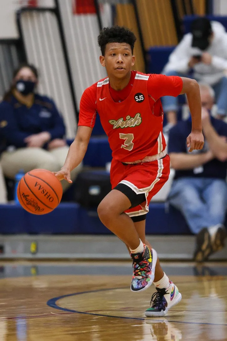 Boys’ Basketball Defeats Oregon Clay in TRAC Opener, 59-32