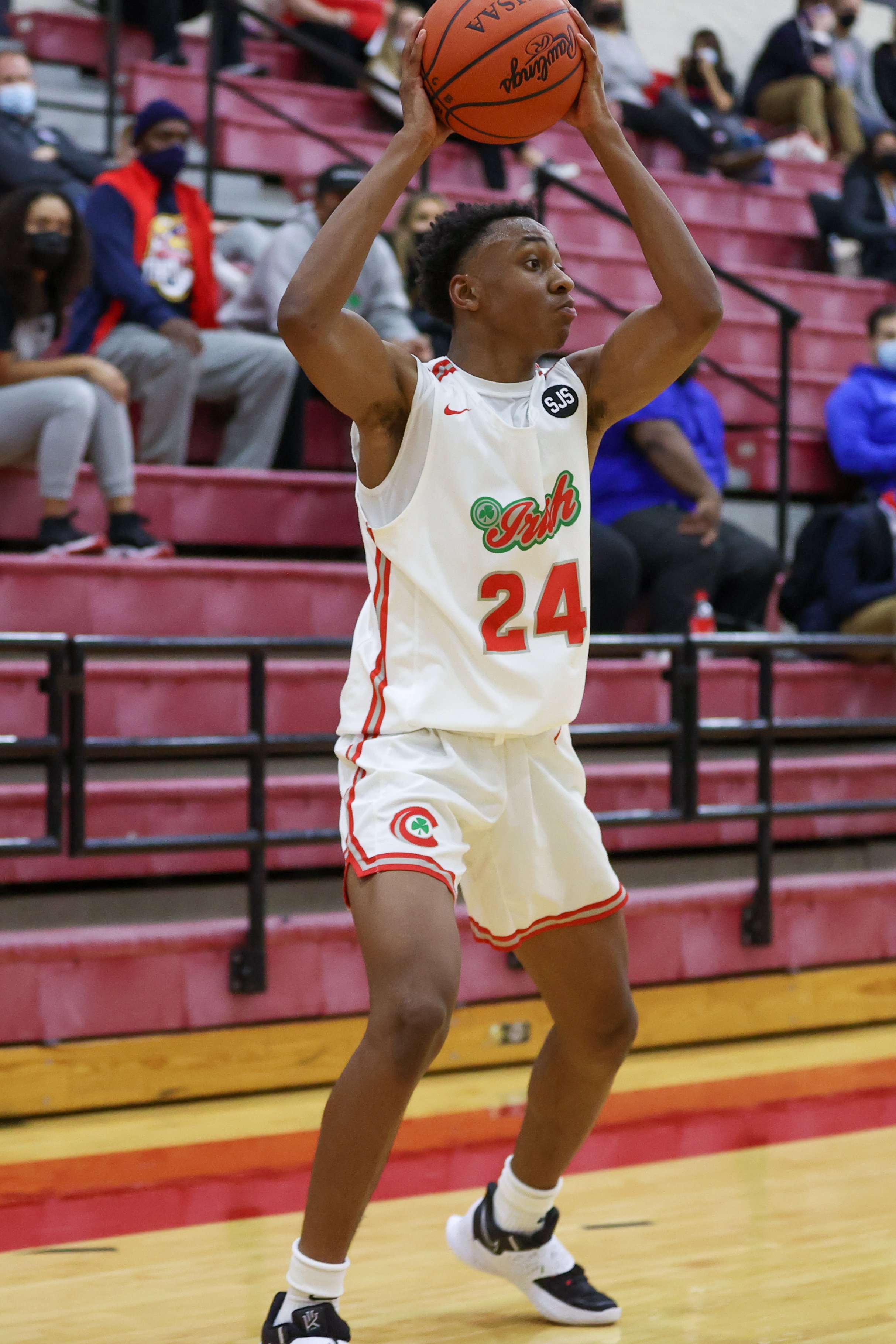 Boys’ Basketball Outlasts Previously Unbeaten Perrysburg, 55-54