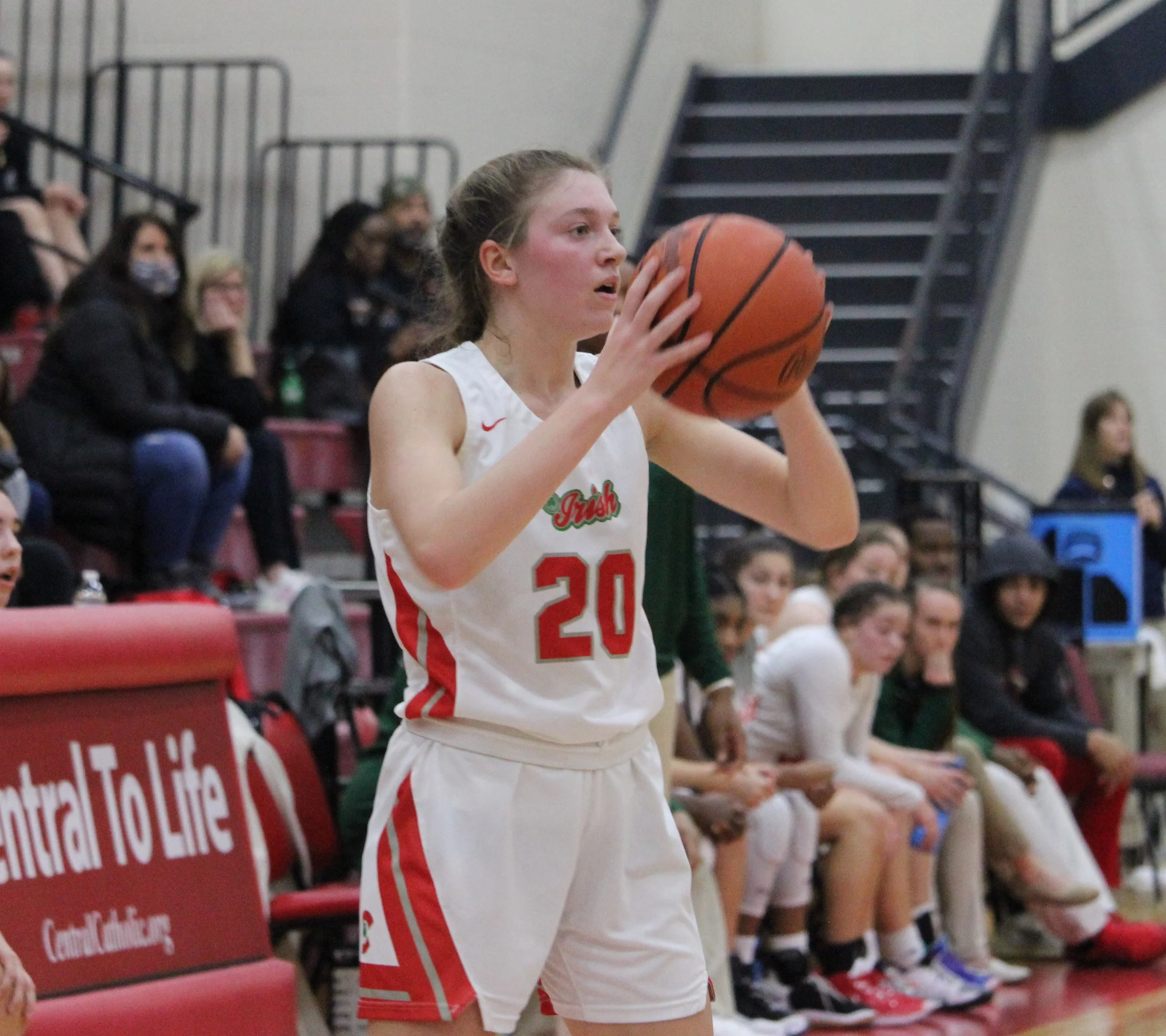 Girls’ Basketball Hammers Trotwood-Madison in Non-League Contest, 61-21