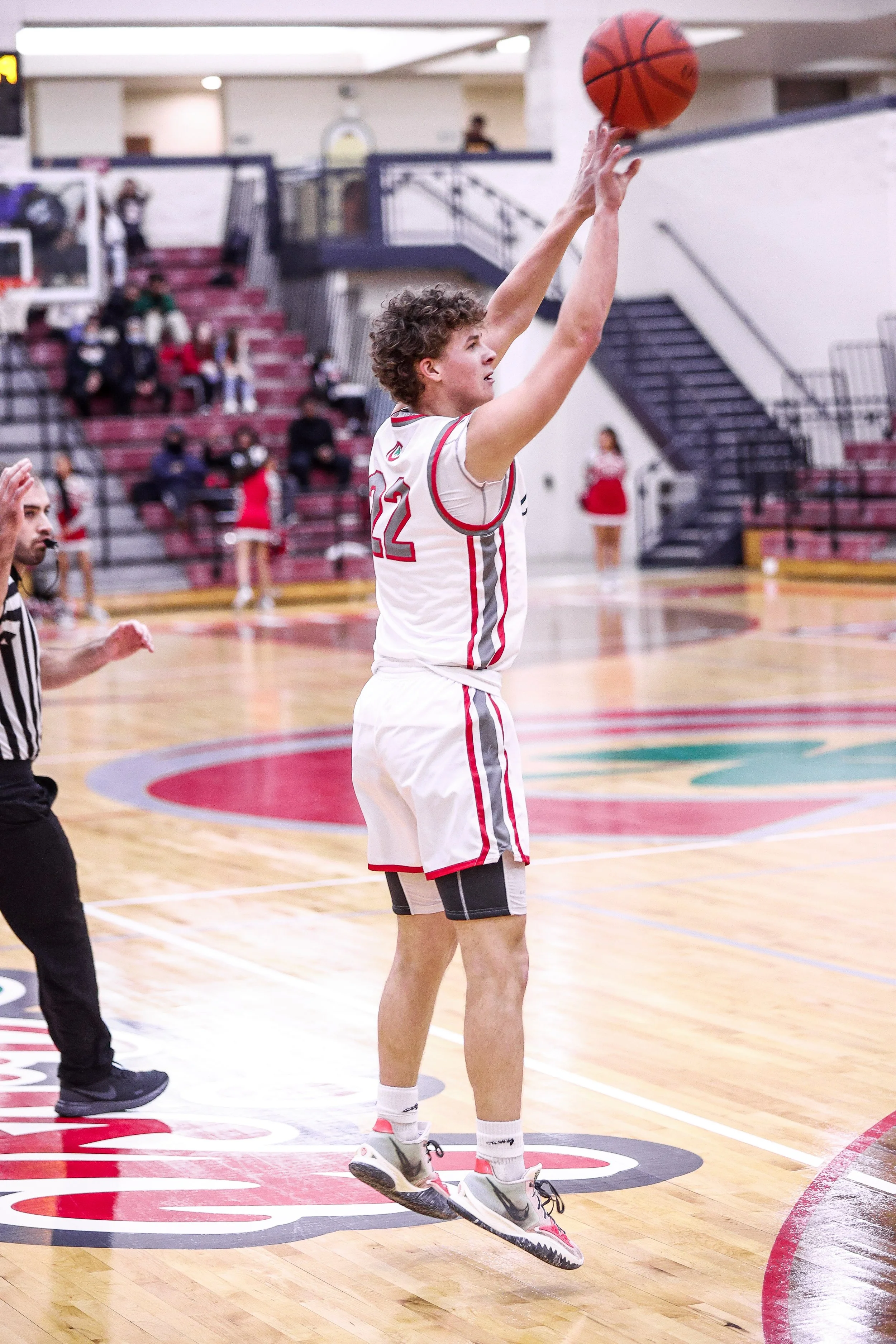 Boys’ Basketball Emerges Victorious at Elida, 59-37