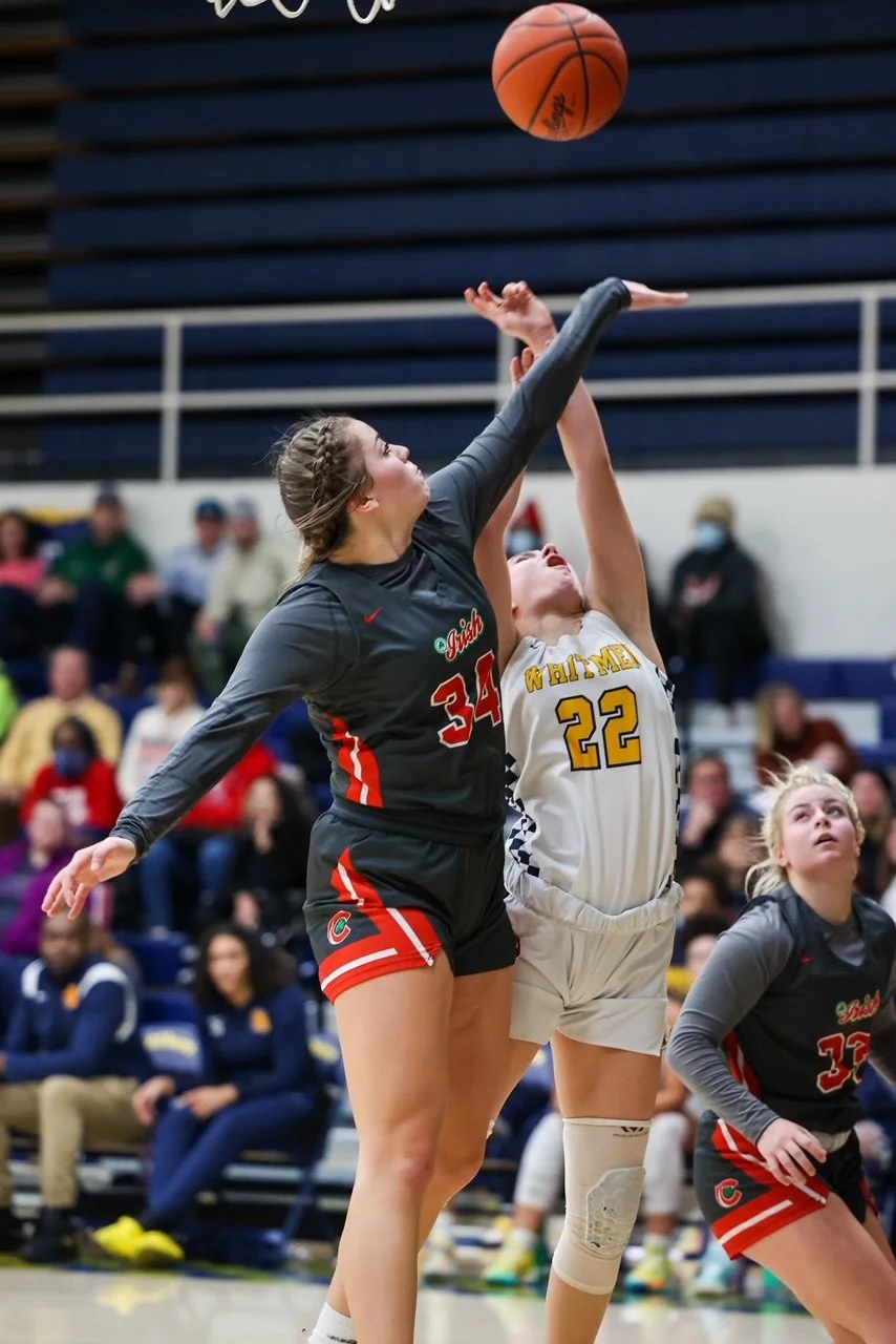 Girls’ Basketball Throttles TRAC Foe Oregon Clay at Home, 53-16