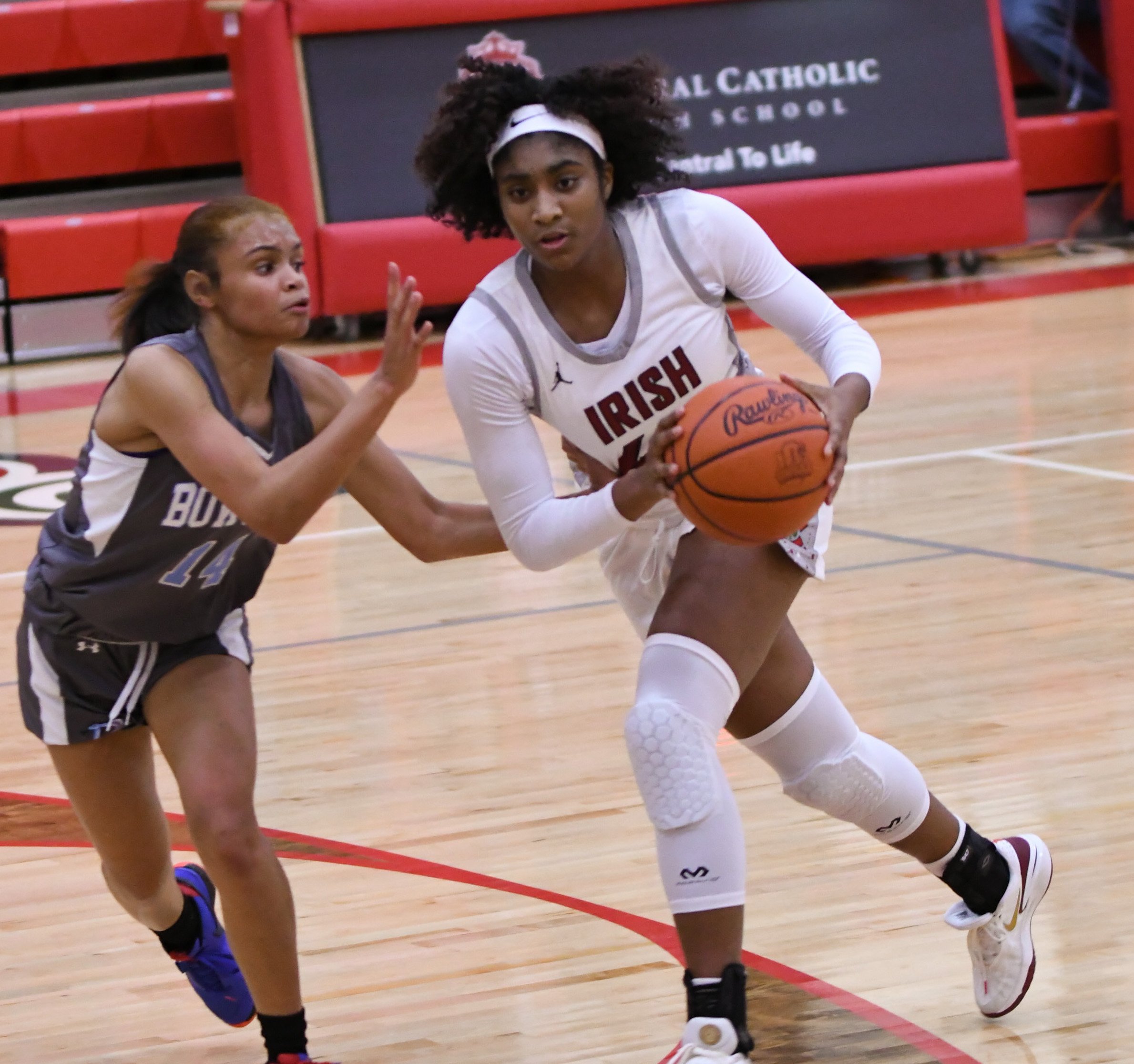 Girls’ Basketball Topples Rival Notre Dame Academy on Road, 50-44