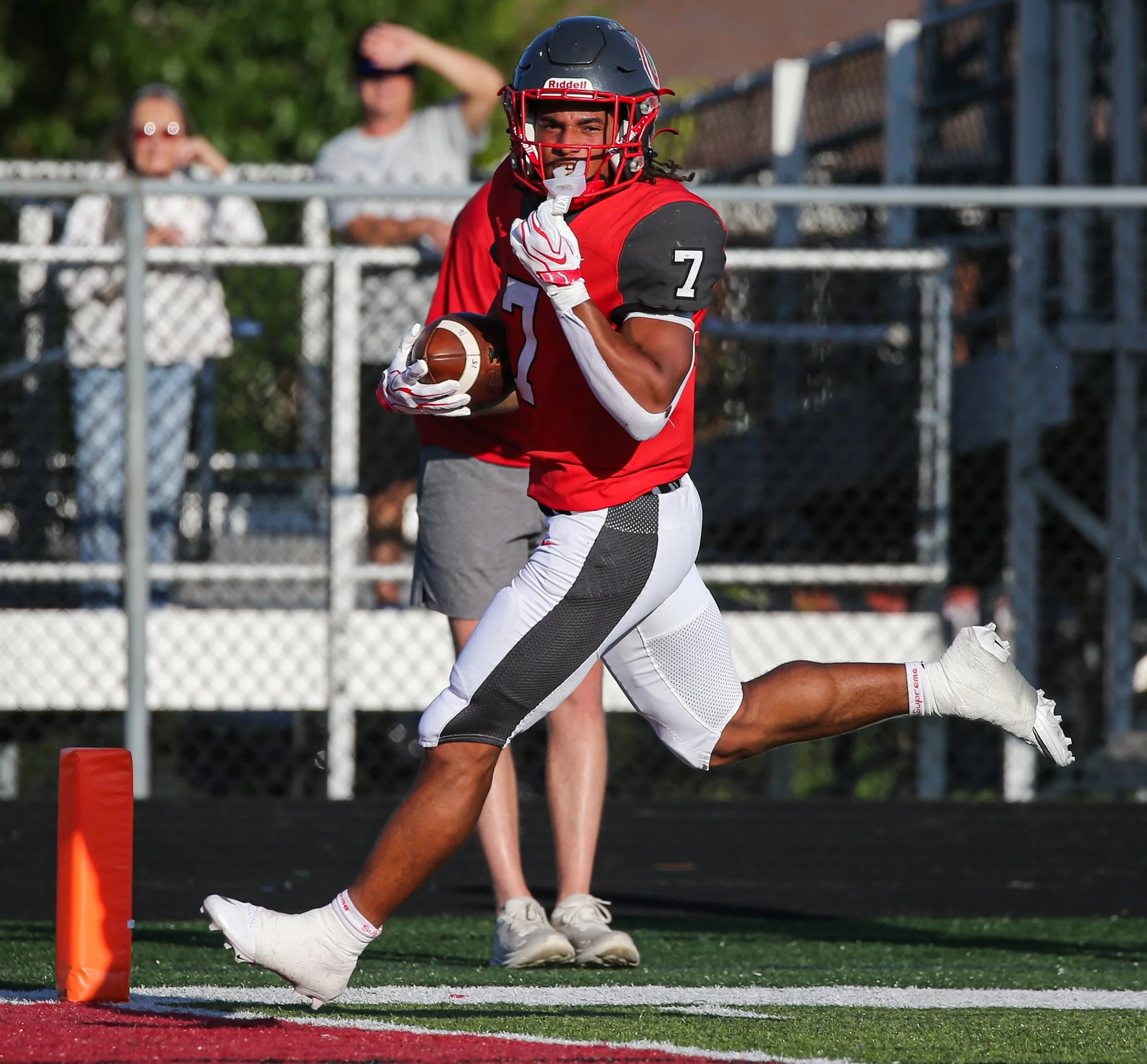 Football Falls to Detroit Catholic Central, 31-12