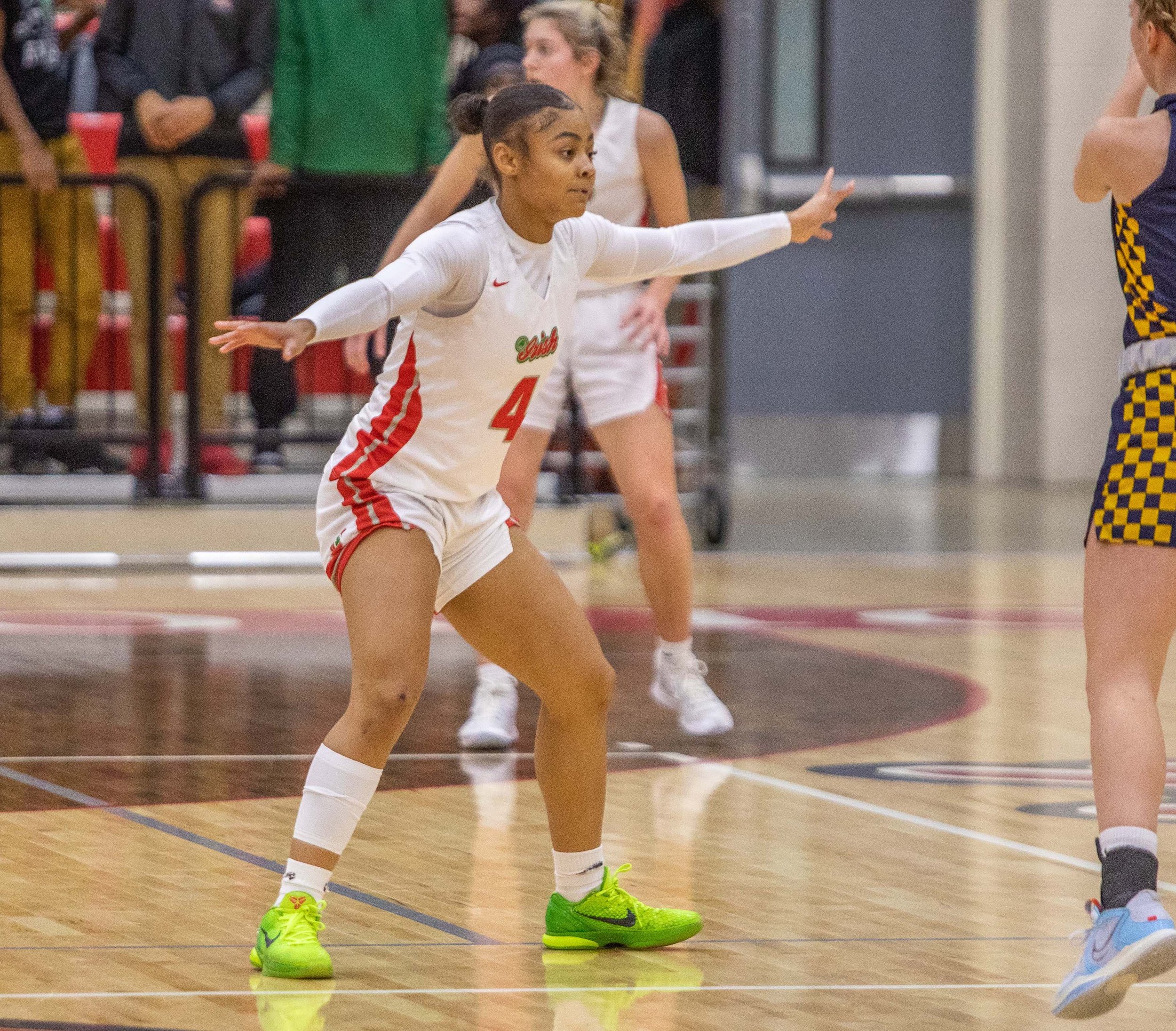 Girls’ Basketball Defeats Findlay at Home, 43-34 — Central Catholic