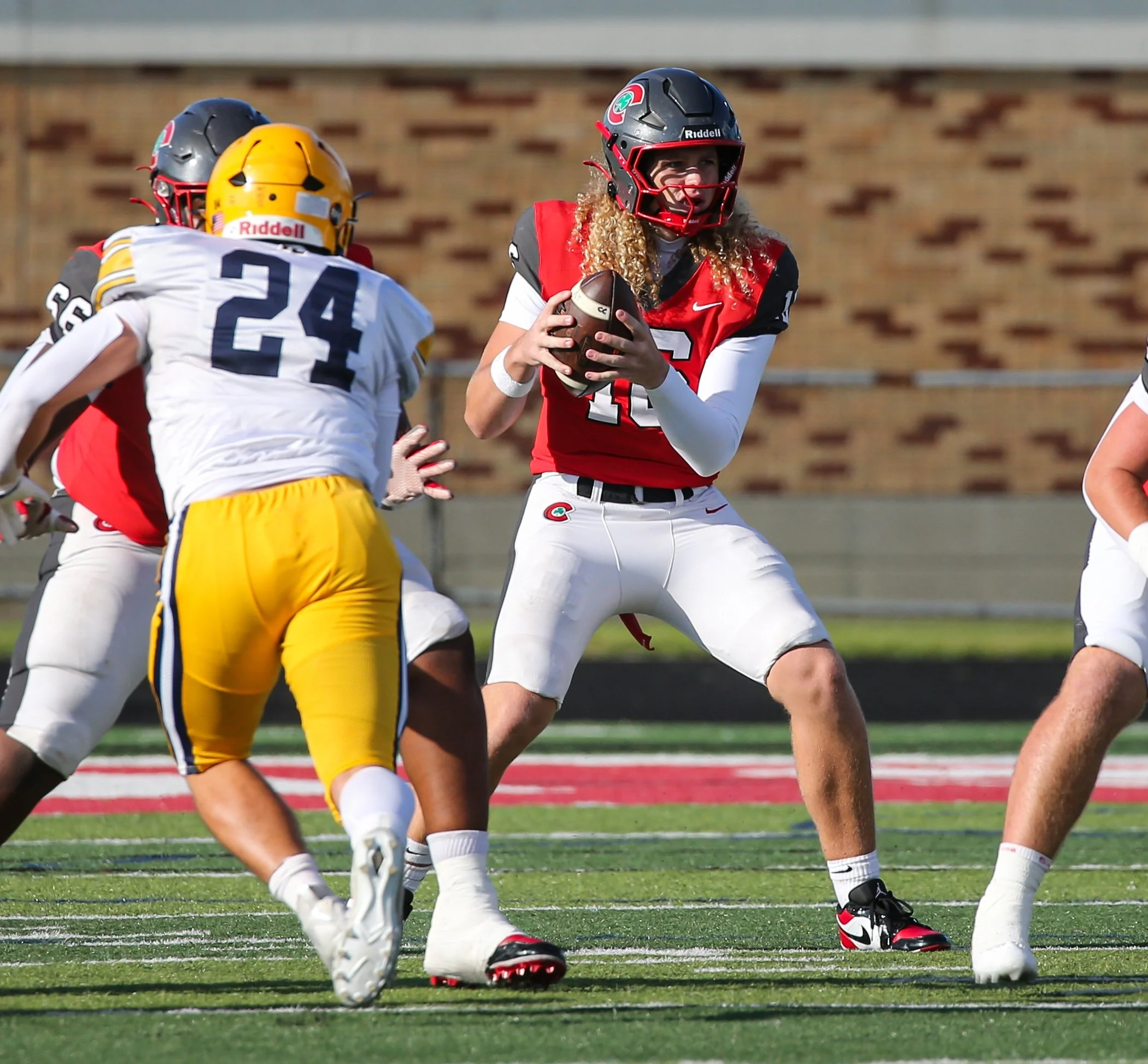 Football Travels to Unbeaten Lumen Christi Catholic on Friday