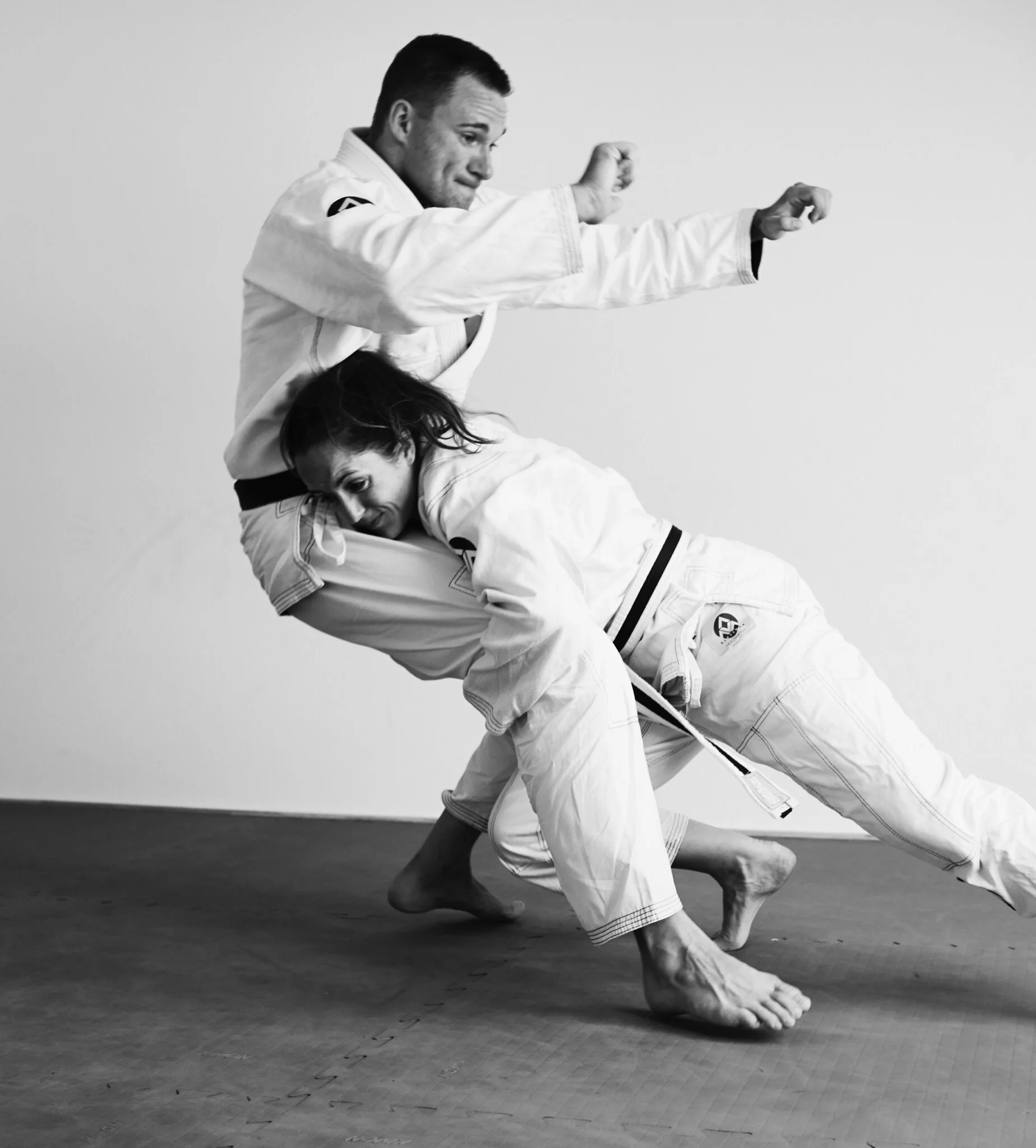 Gracie Jiu-Jitsu Combatives®