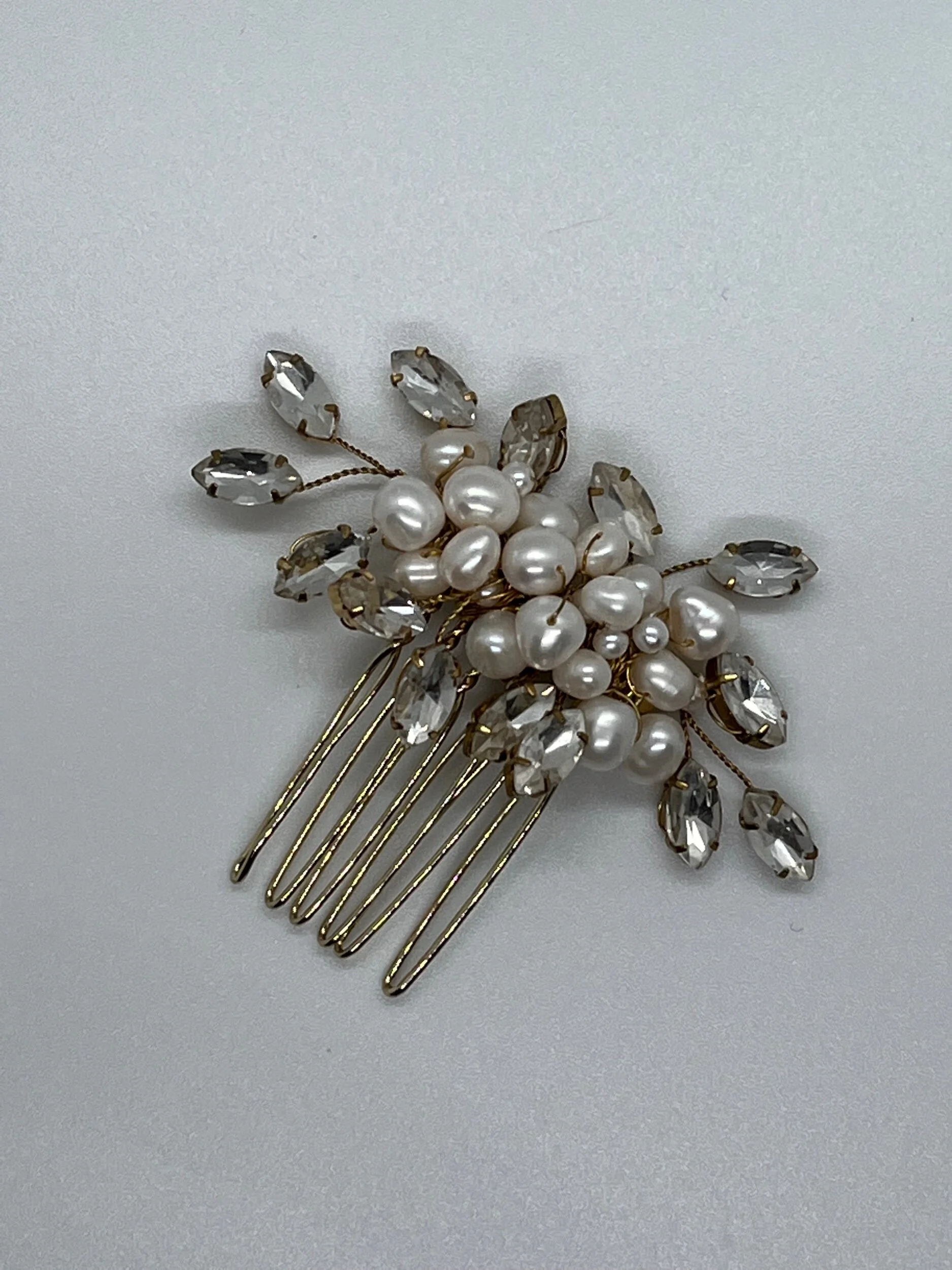 6F8DEE61-354F-4153-8A37-950D08A2F845