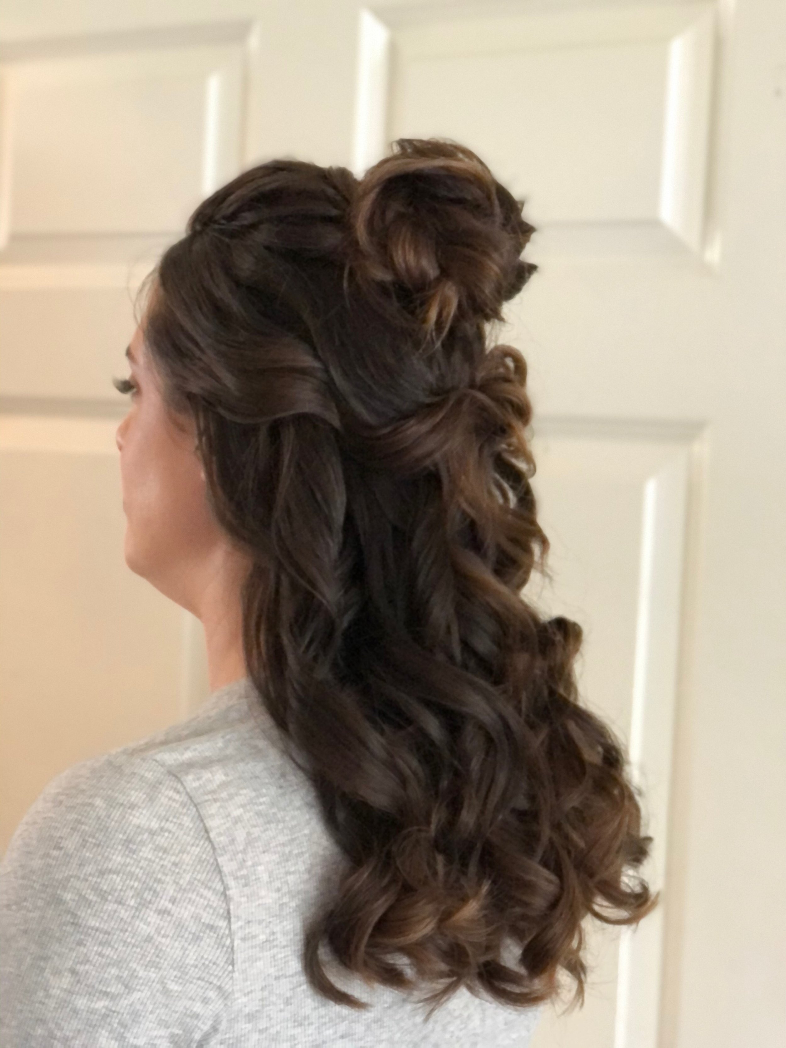 How to Prep for a Poppin Pony or High Bun