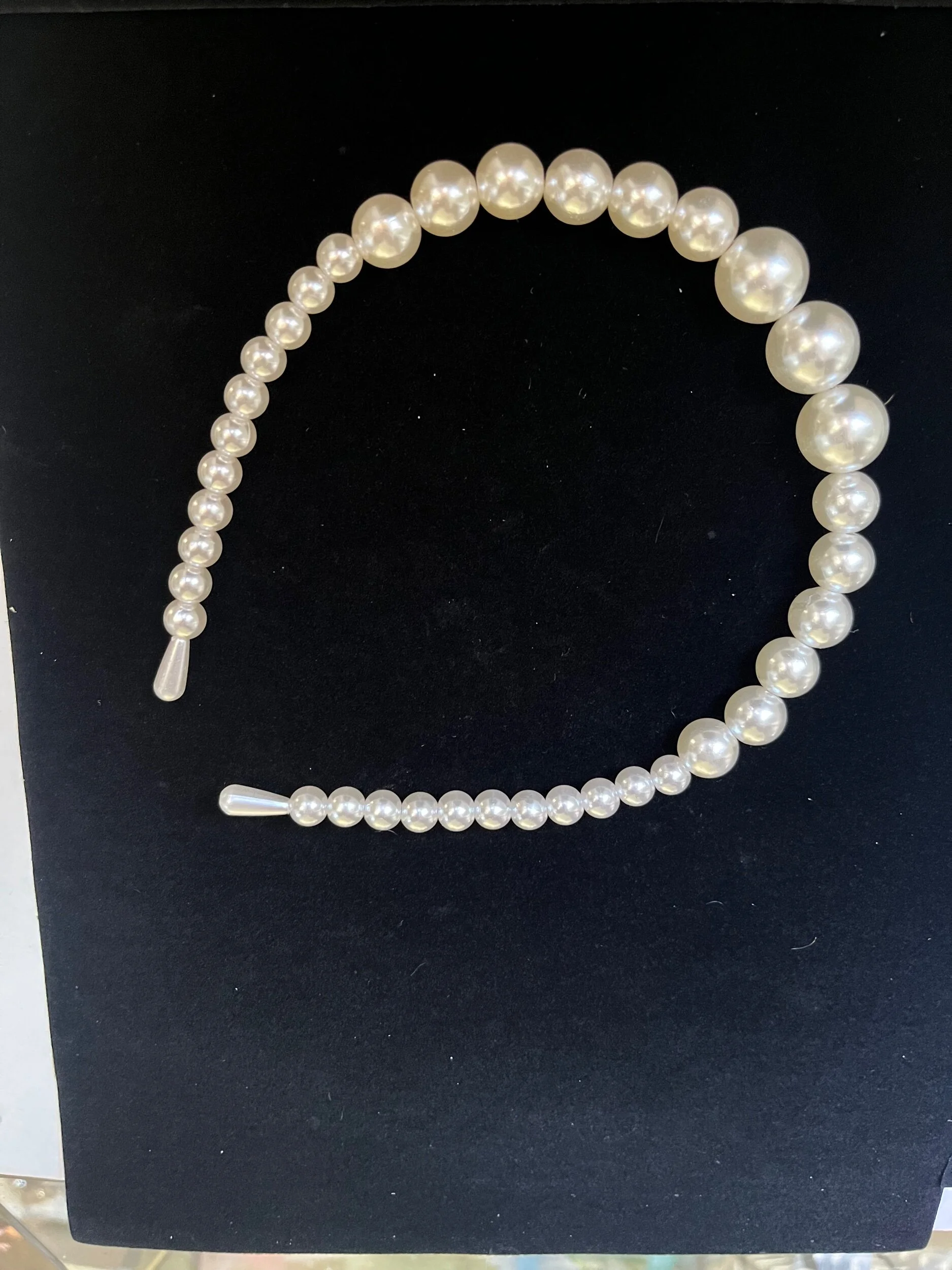 BA8808FC-9195-44BB-B359-F8A847A99610