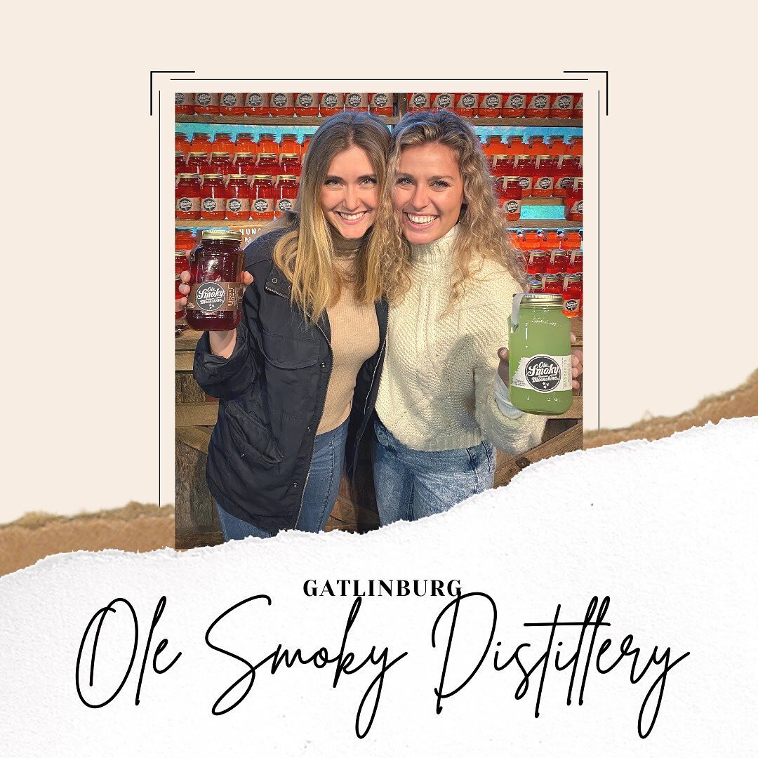 OLE SMOKY DISTILLERY 

Moonshine, atmosphere, experience ALL 10/10 ✋🏼🤚🏼

For Willow&rsquo;s birthday weekend, we headed to a cabin in the Smoky Mountains for a short and sweet mountain escape. While visiting downtown Gatlinburg, Tennessee, we stop