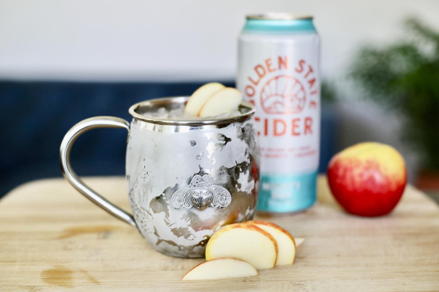 Let&rsquo;s talk MULES...

Ever wondered why a mule is called a mule? The bite of the ginger is said to be strong enough to kick you like a mule! 

Mules don&rsquo;t have to be Moscow Mules. In fact, you can swap out vodka for pretty much any other l