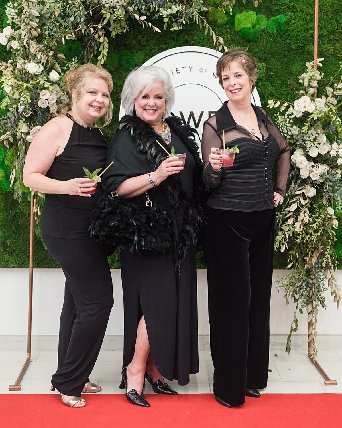 Corporate cocktail class season is upon us 🎄🍷🥂 Cocktail making classes are the best way to celebrate your team! Our menu features classic &amp; seasonal cocktails and mocktails &mdash; there&rsquo;s something for everyone! Take the stress out of y
