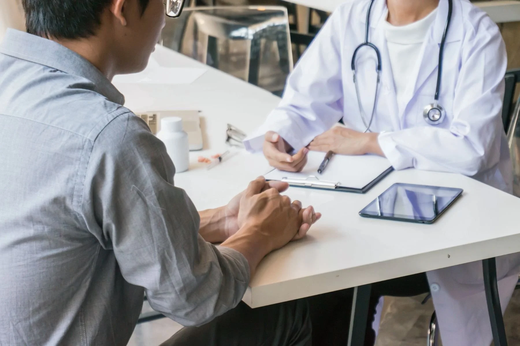 How to Know If You Need Therapy, Medication Management, or Both