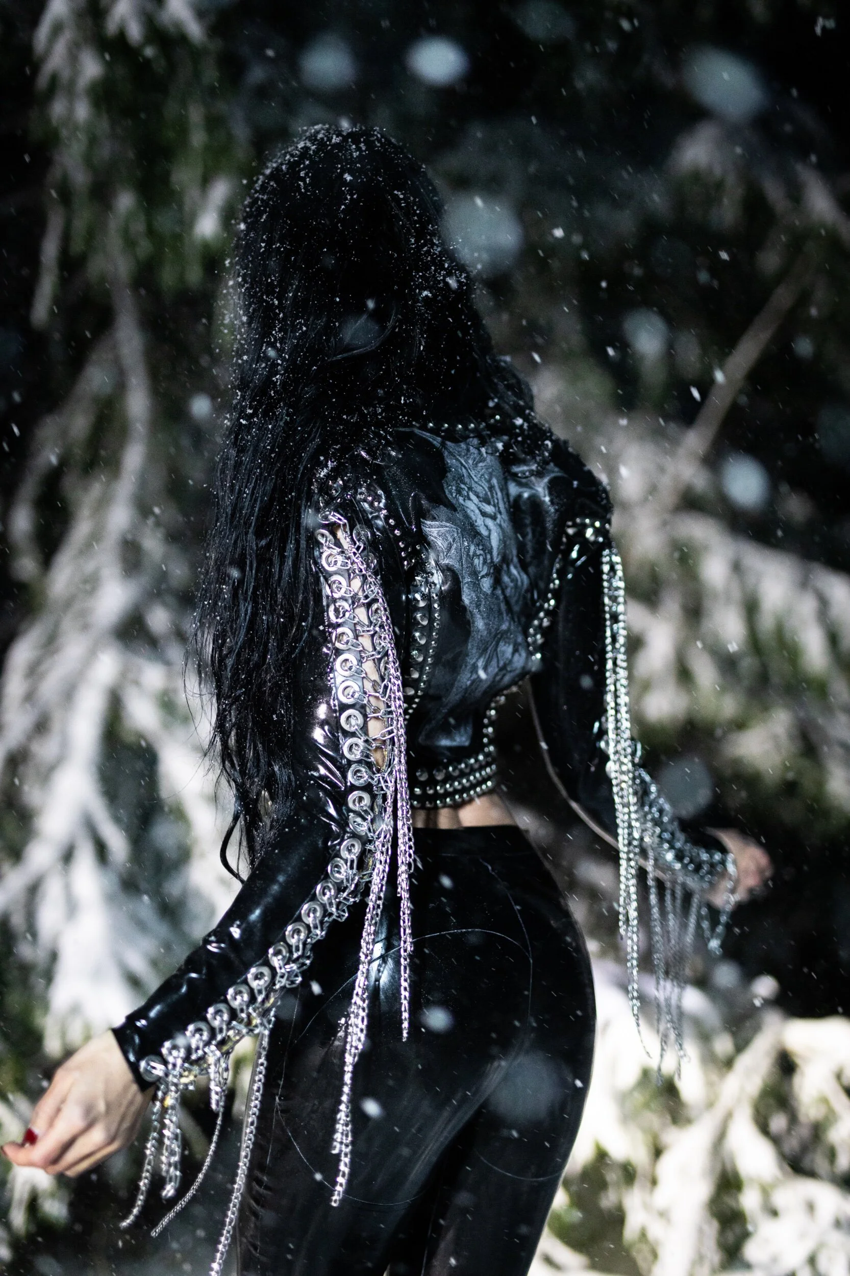 8A283D7B-5F1E-46C6-9038-5748E4FDDC08