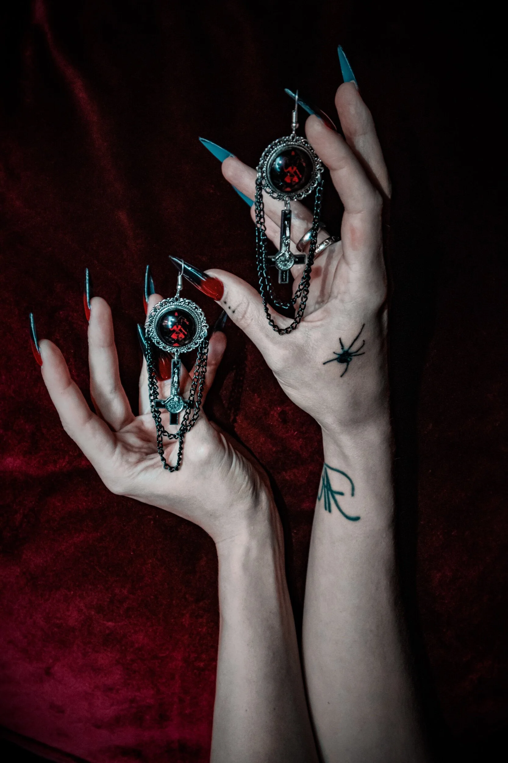 FB8A3DAB-C964-4301-A2AE-DCACFD2E8A59