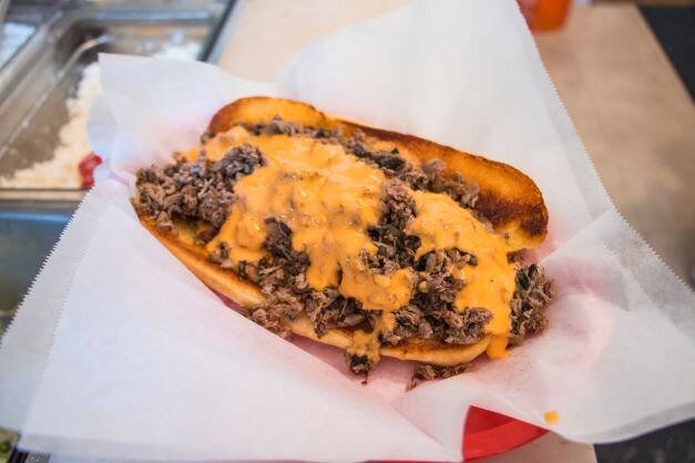 Vinnie's Philly Cheese Steak has been an all-time favorite since we started. Have you had this one?!

#vinnies #stl #eatstl #foodie #stlouisfoods #stlfoods #greek #italian #lindenwoodpark #sandwiches #special #lunch #dinner #smallbusiness #local #san