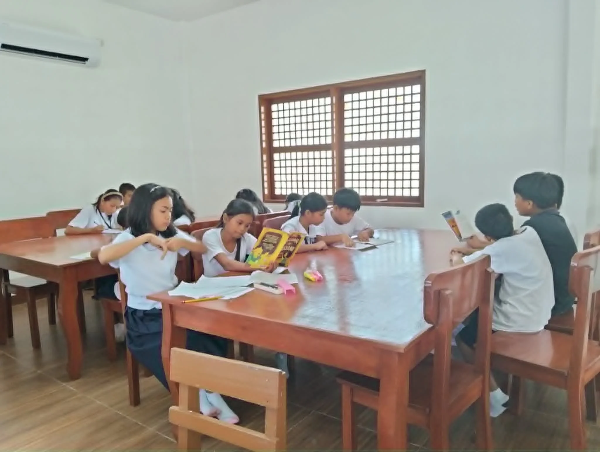 BESLibrary3.jpg