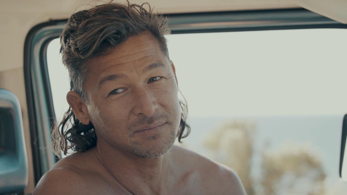🌊🏄🏽 From day one, it was crystal clear: @kalanirobb was the only choice for the male lead in this @sisterbetsyssurfwax commercial. Legendary surfer-turned-actor, his playful vibe, collaborative energy, and laid-back charm made Kalani shine on set.